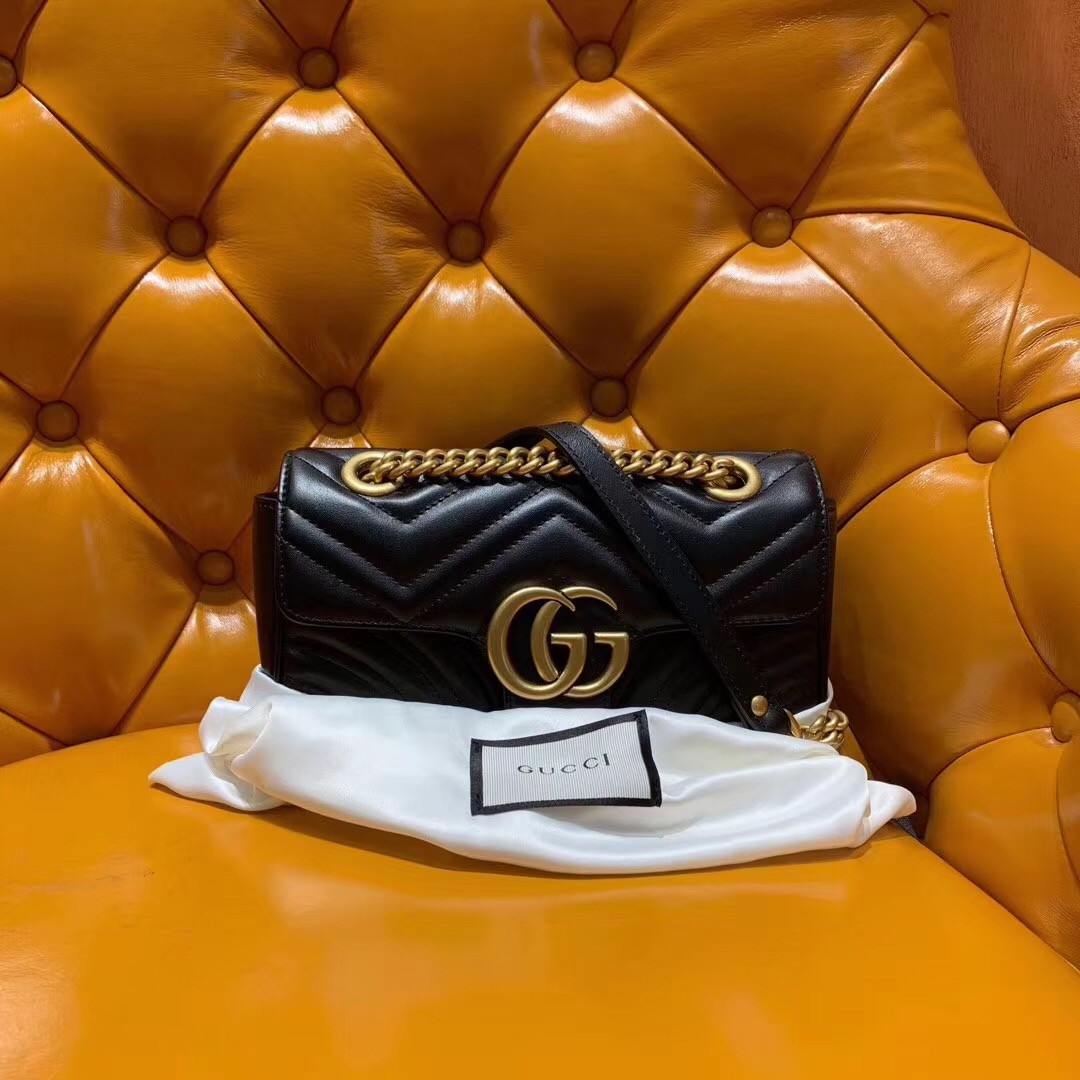GG Marmont Shoulder Bag 22cm