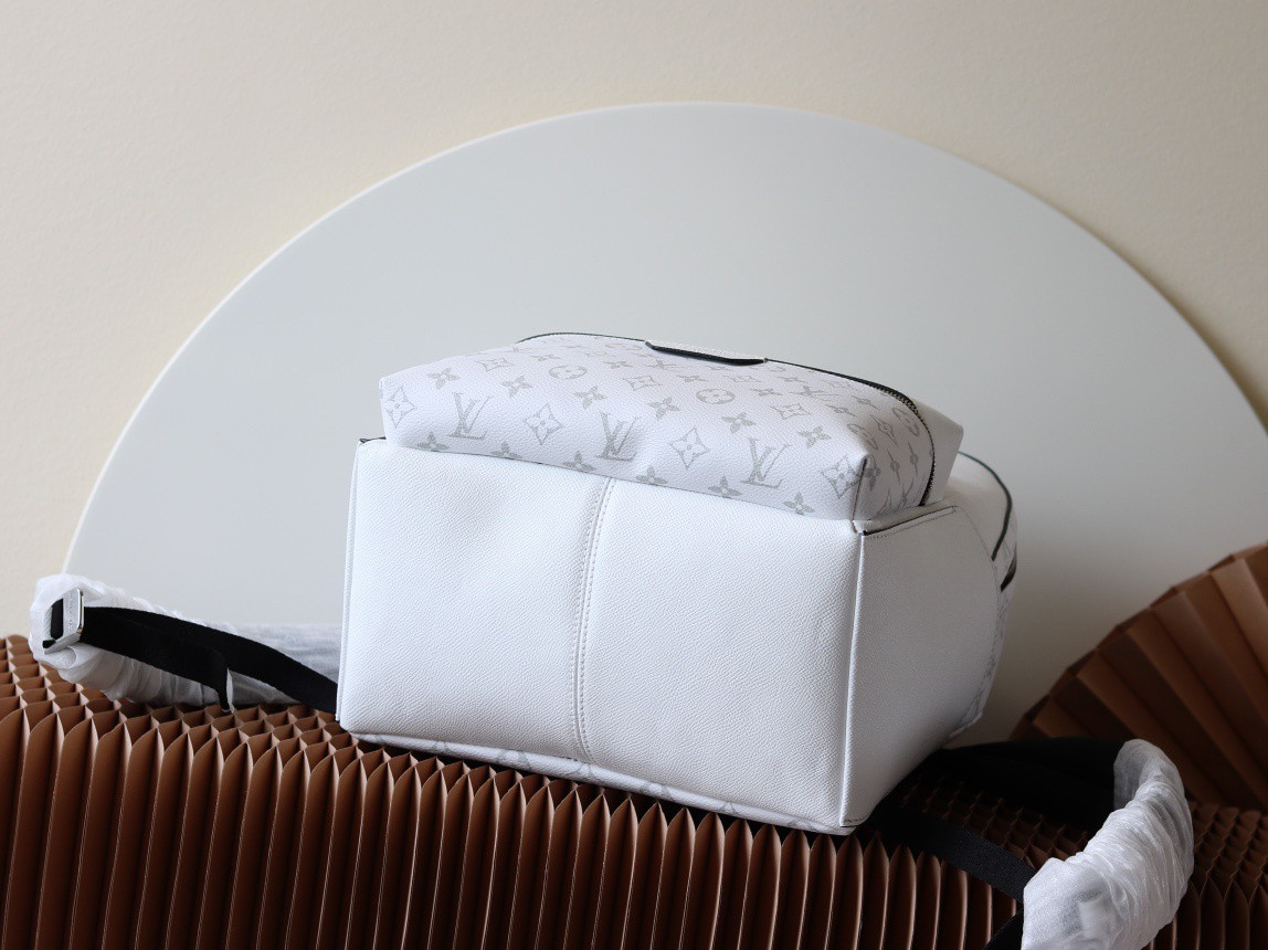 LV Discovery Backpack M31061 29×38×20cm