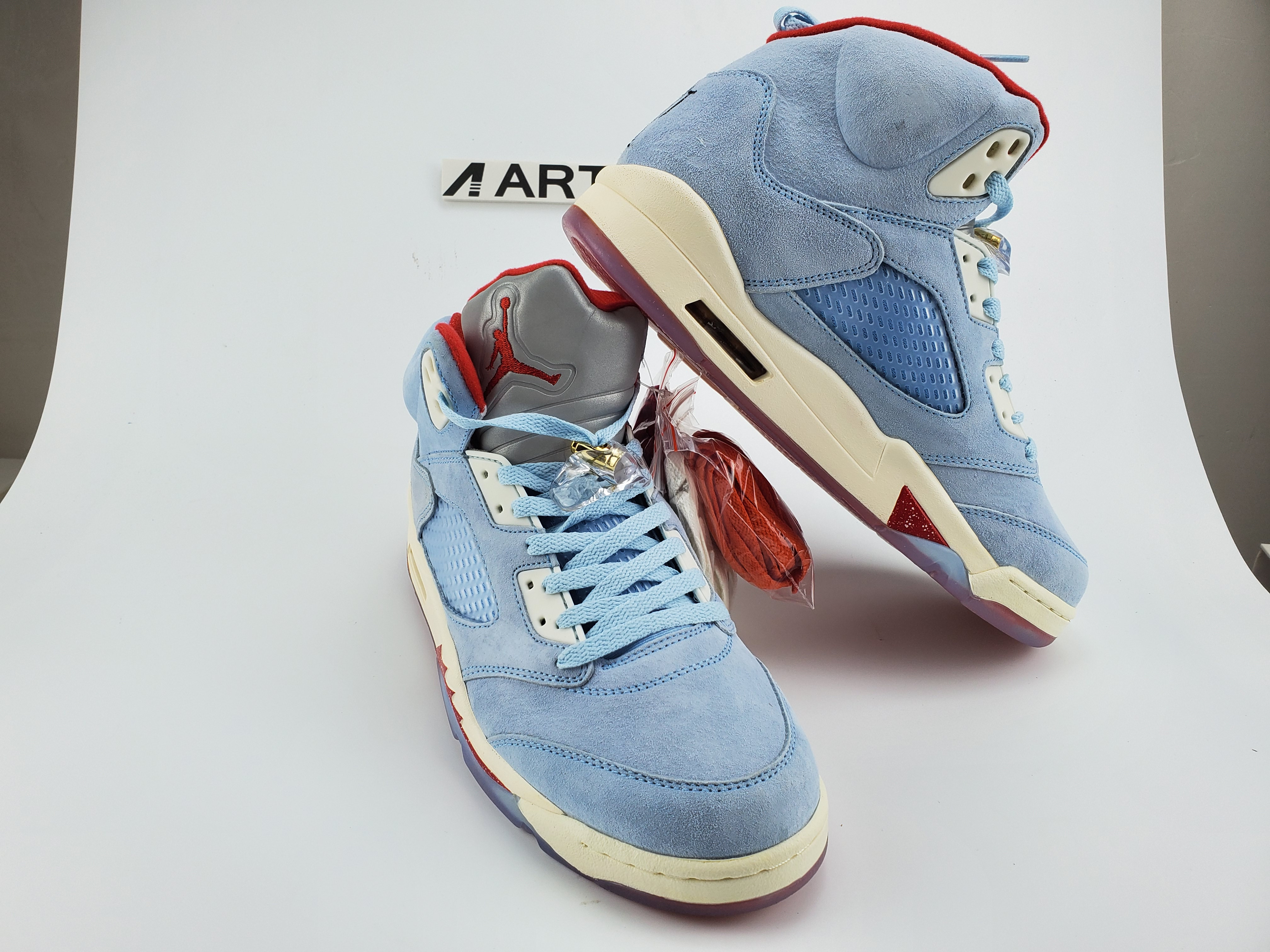 Jordan 5 Retro Trophy Room Ice Blue