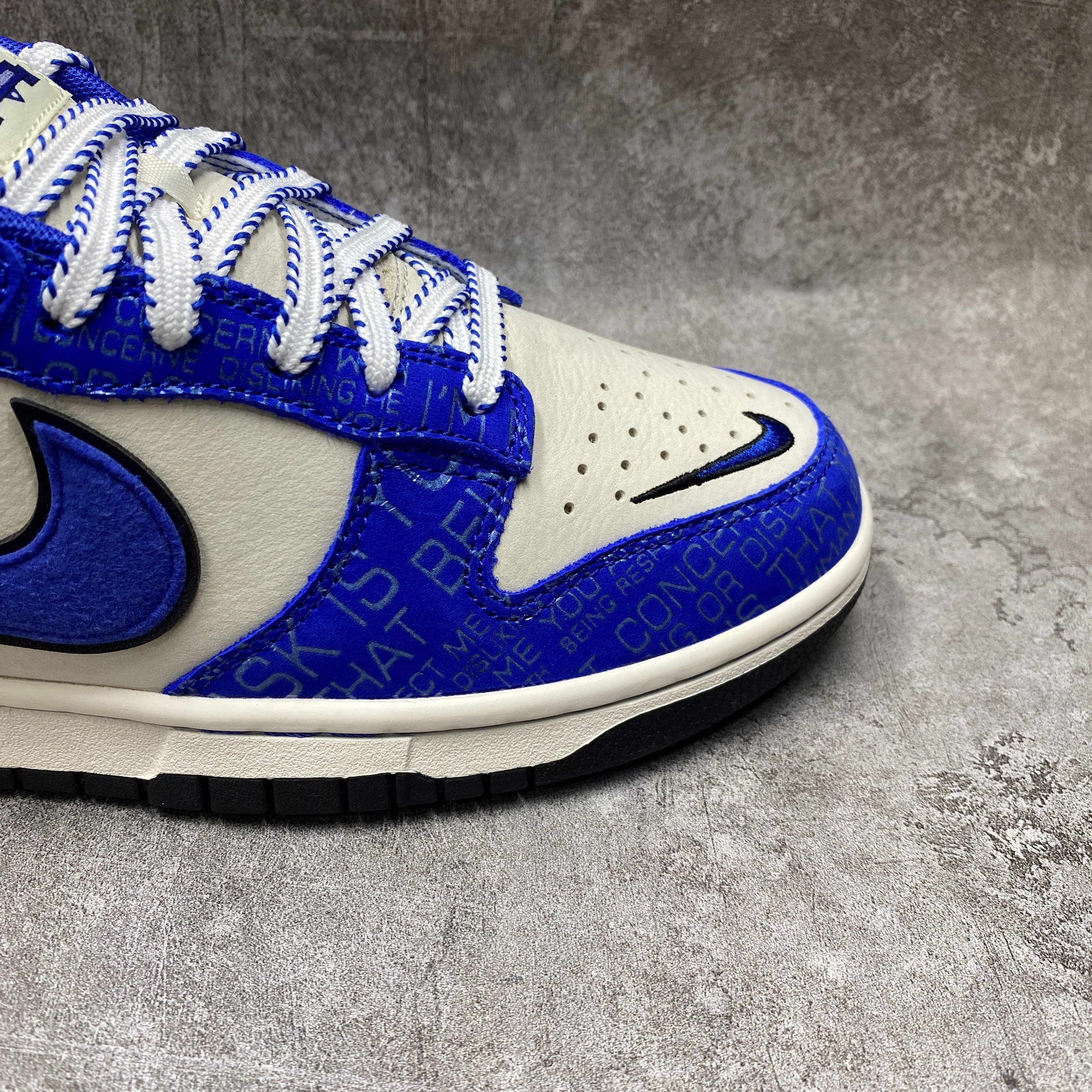 Nike Dunk Low Jackie Robinson