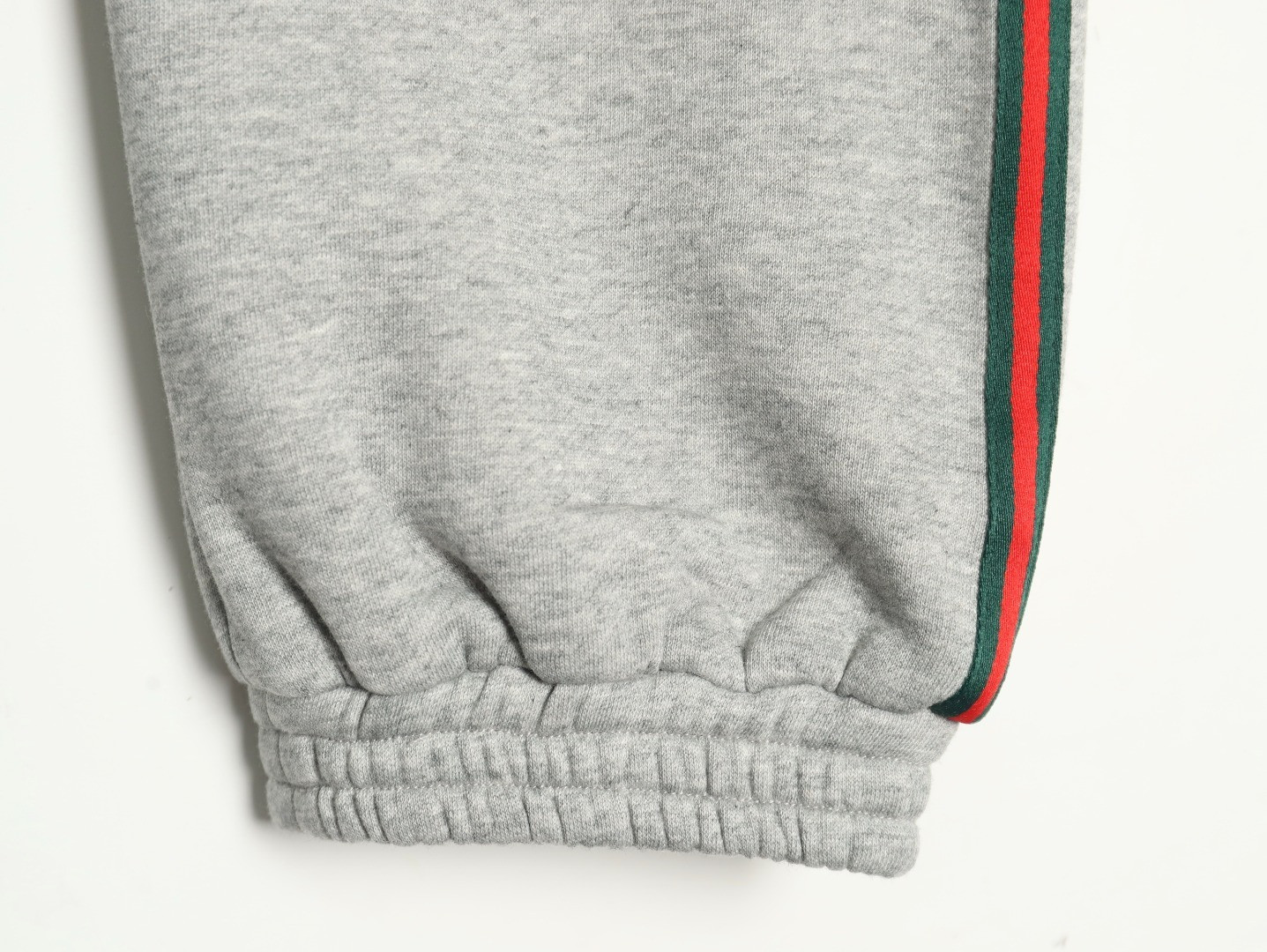 G*u*i guc fleece-lined pants suit