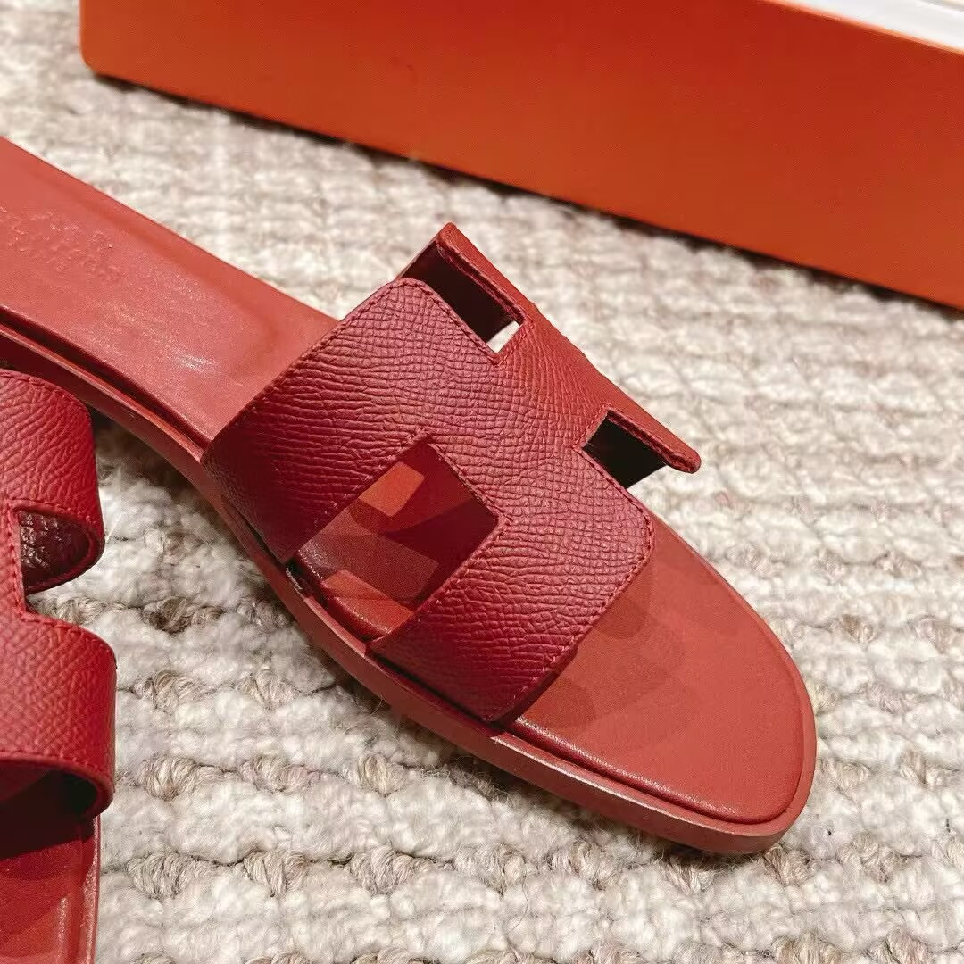 UA Hermès Oran sandal
