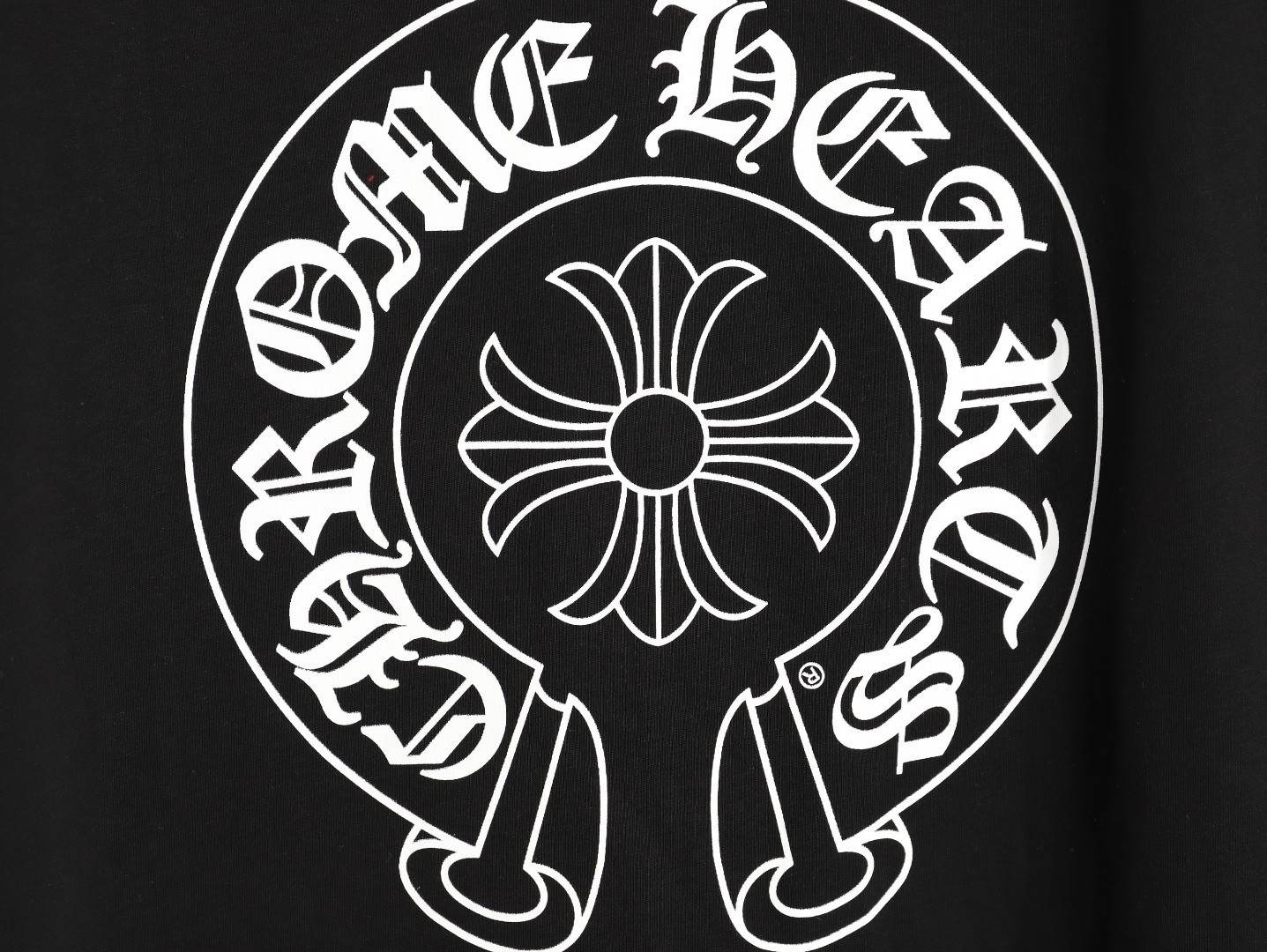 Ch**me He**ts 25fw long-sleeved t-shirt