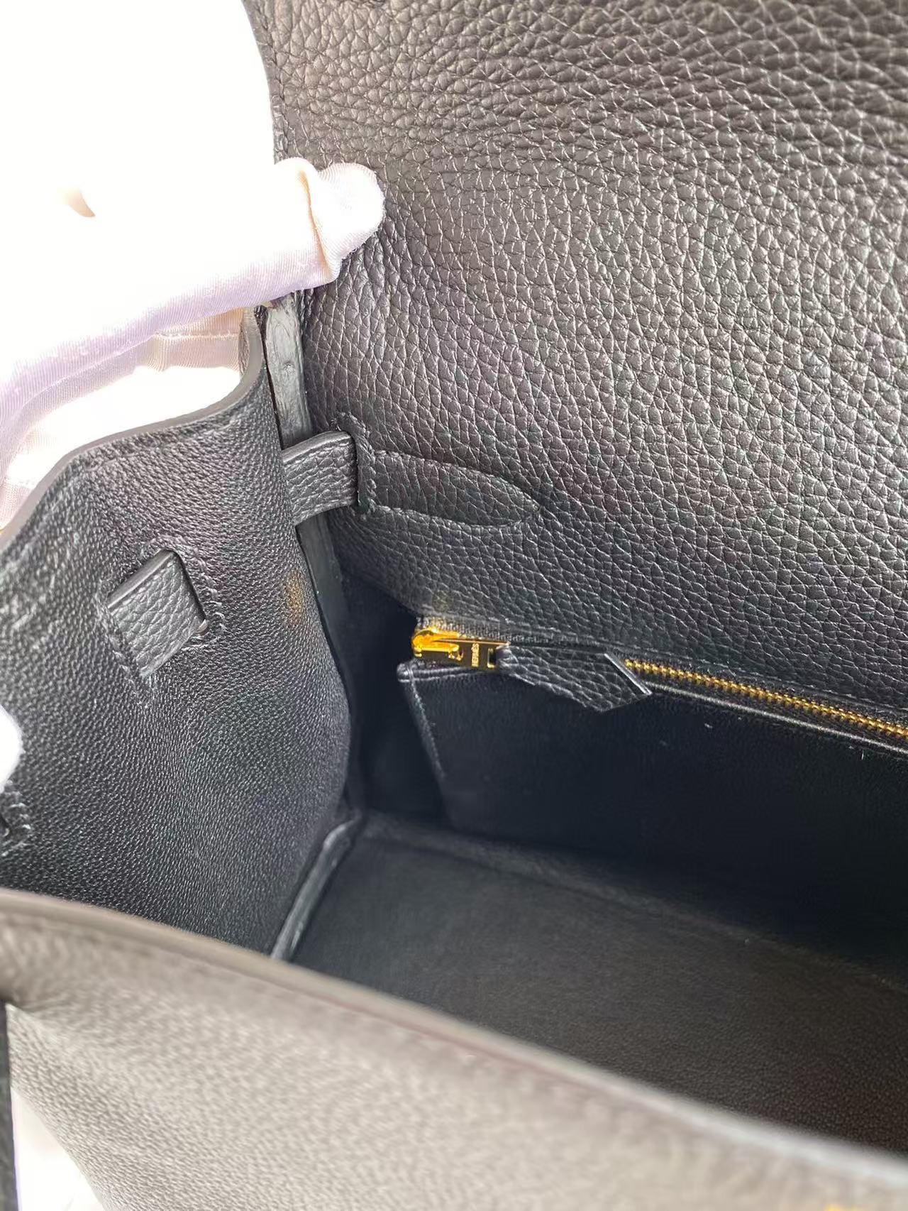 HERMÈS Kelly Gold-tone Hardware 25 28