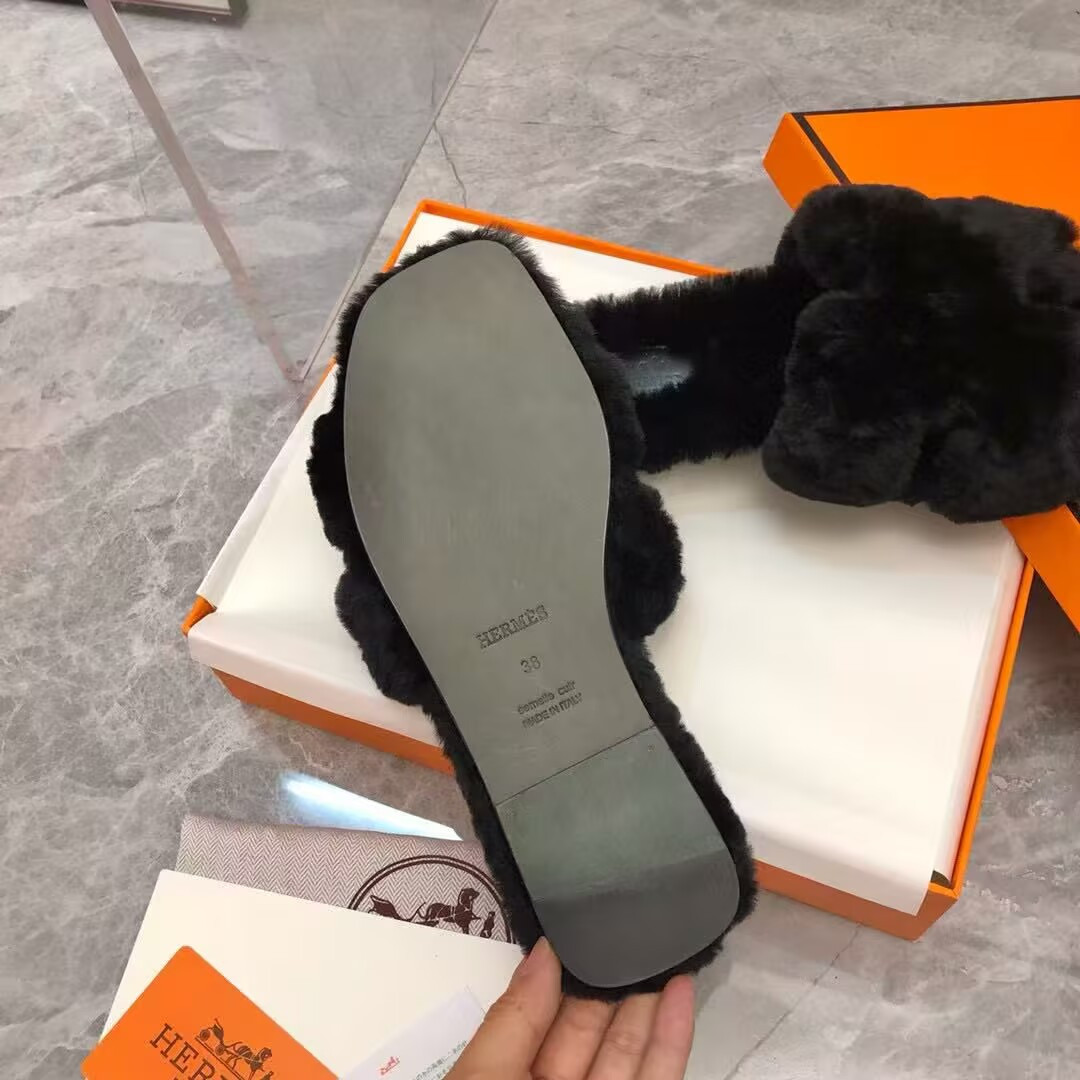 UA Hermès Chypre sandal