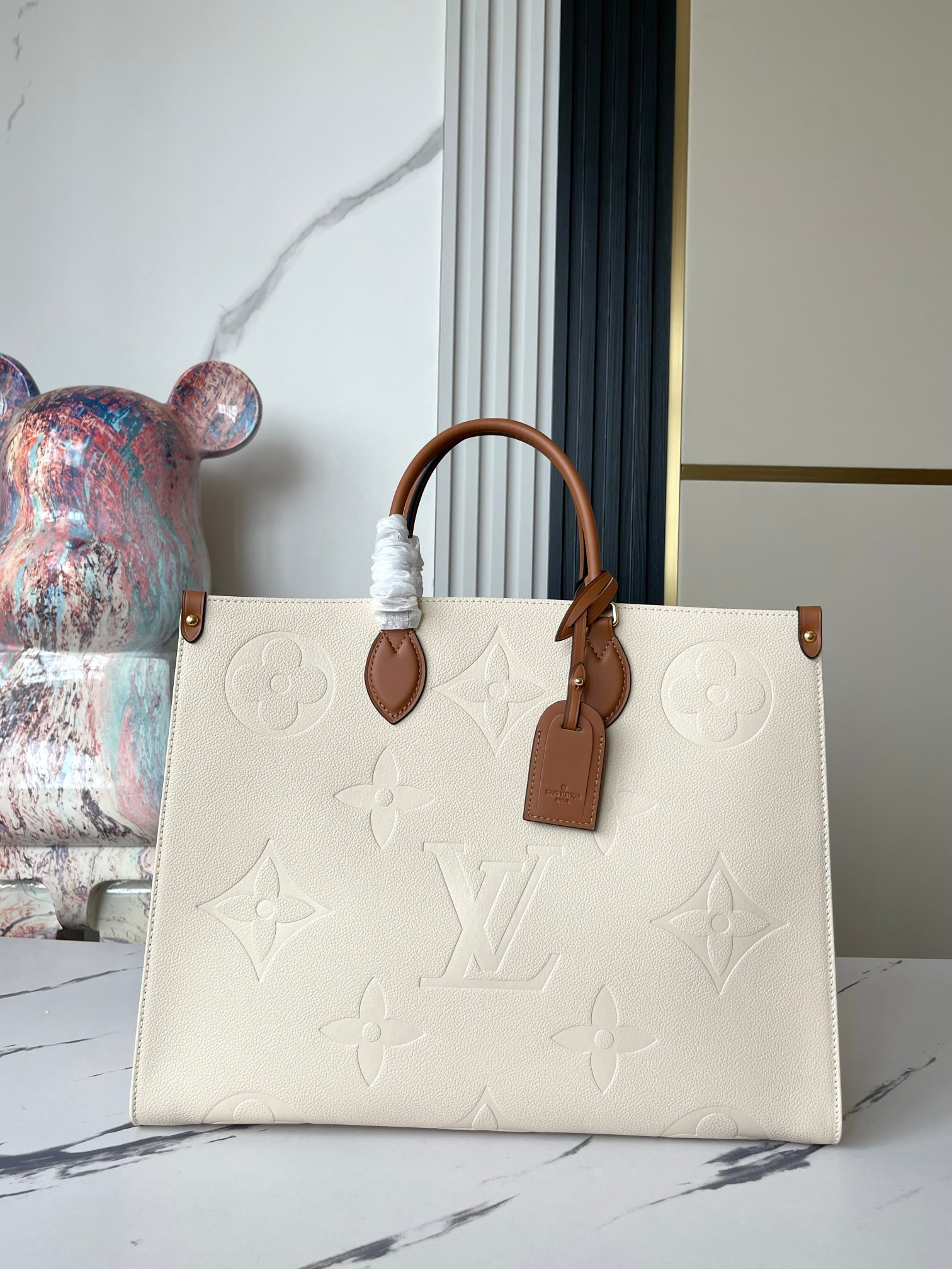 LV OnTheGo GM M45933 16.1 x 13.4 x 7.5inches