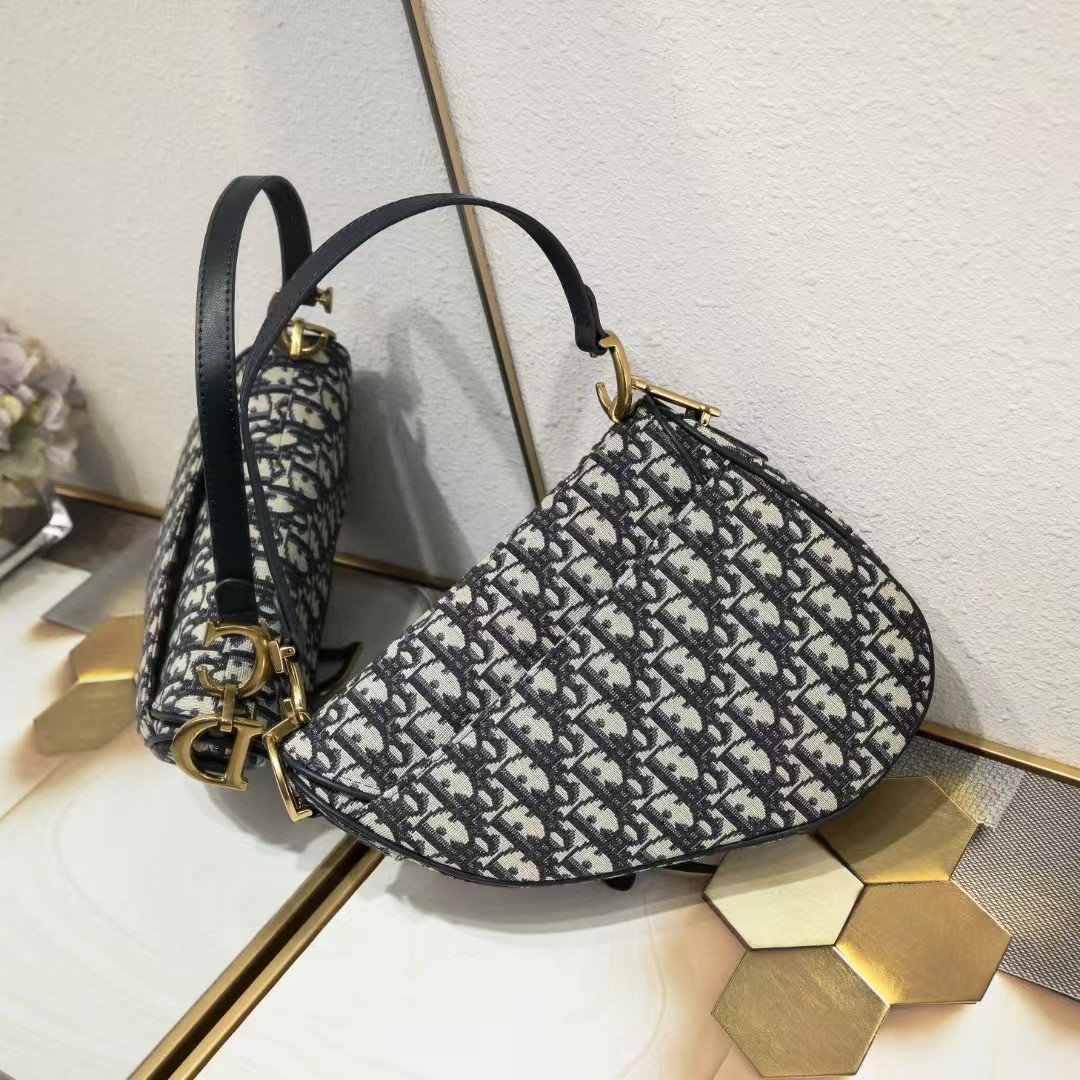 D*or obligue saddle 25*20*6