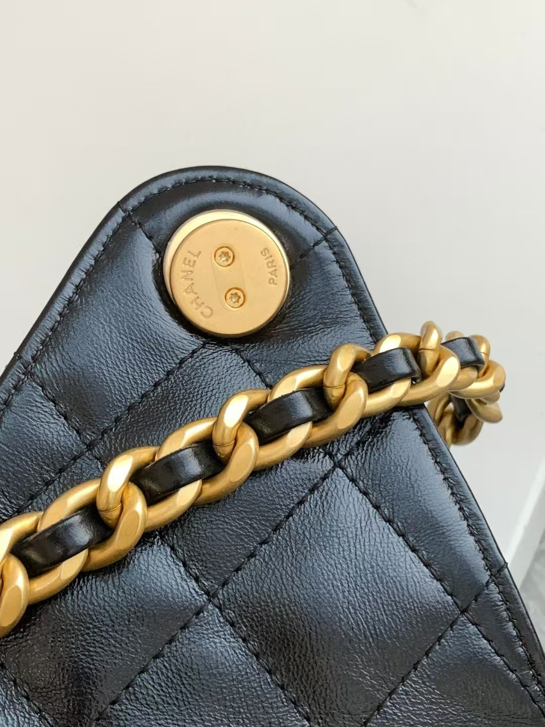 Ch*el 25c bucket bag 30x26x14cm