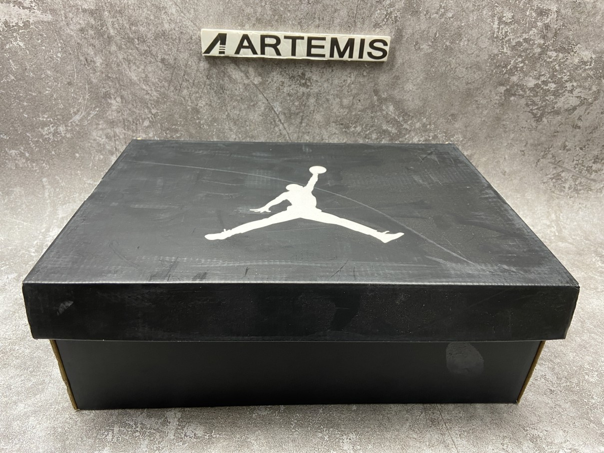 Air Jordan 11 Retro Low Infrared