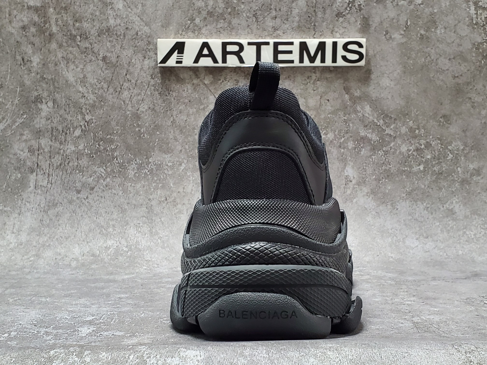 Balenciga Triple S Trainer