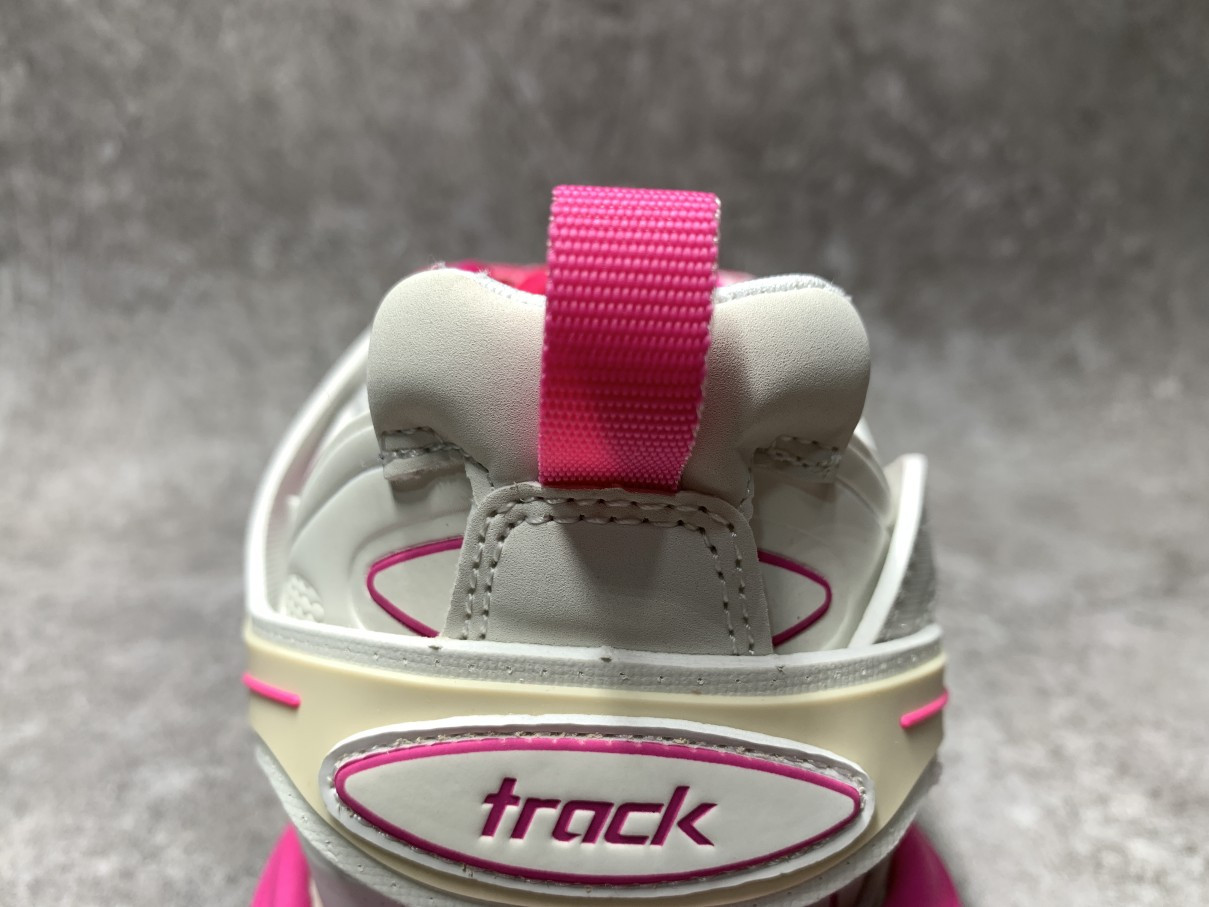 Balenciga Wmns Track Sneaker White Fluo Pink