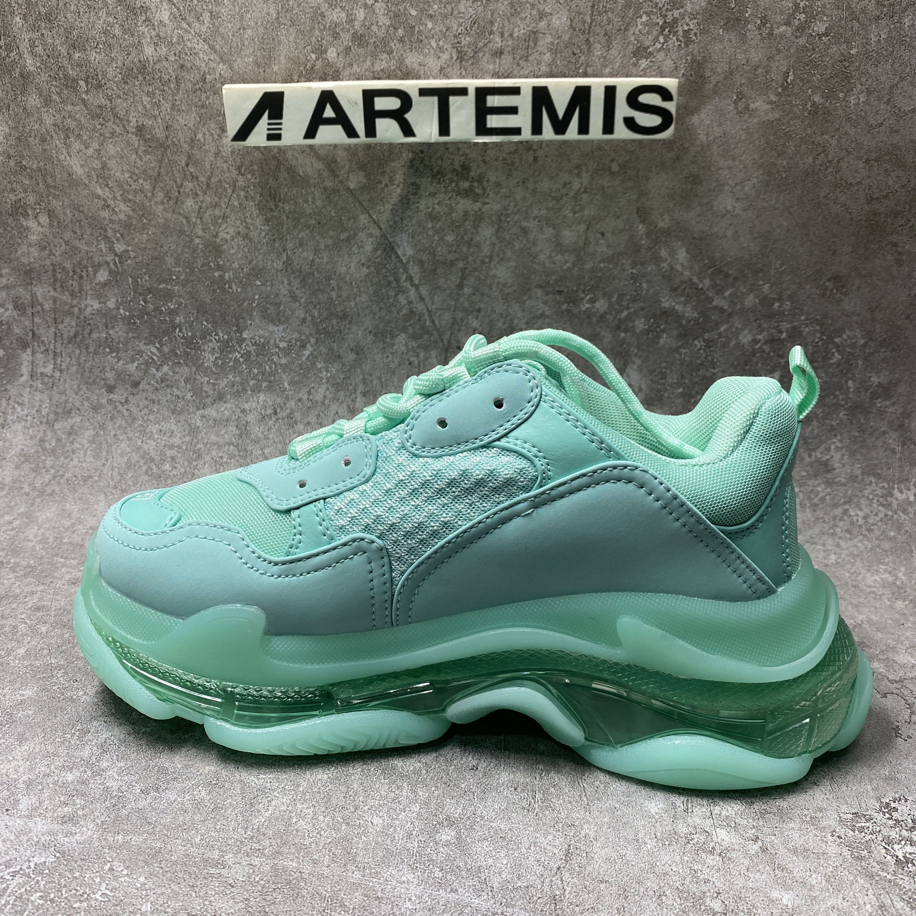 Balenciga Triple S Clear Sole Green