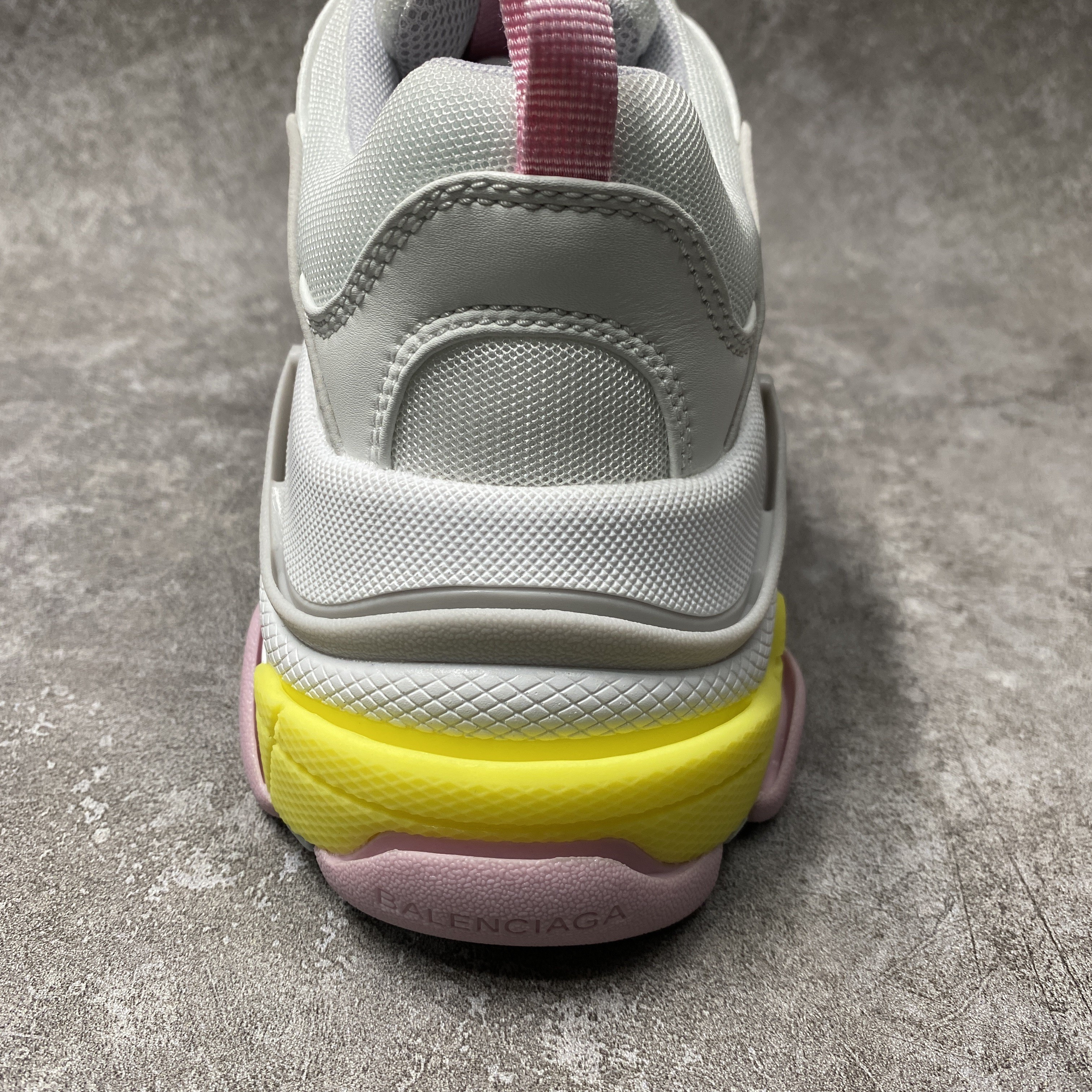 Balenciga Triple S Sneaker White Multi