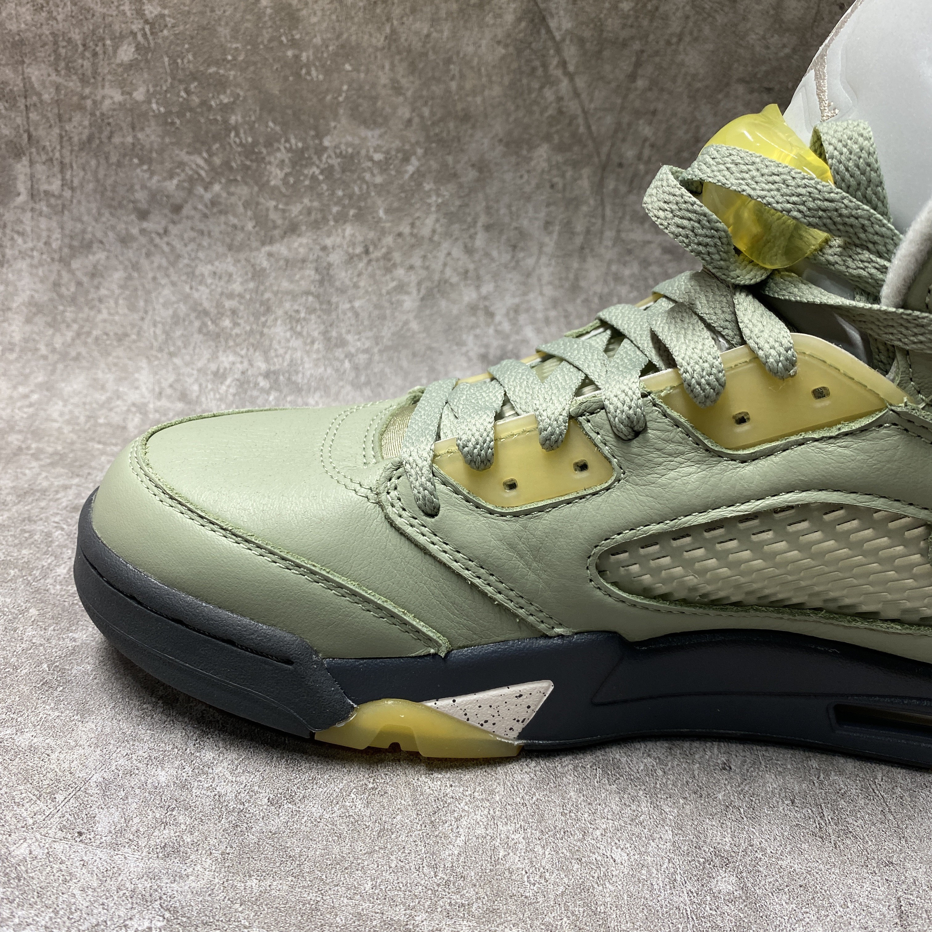 Air Jordan 5 Retro Jade Horizon