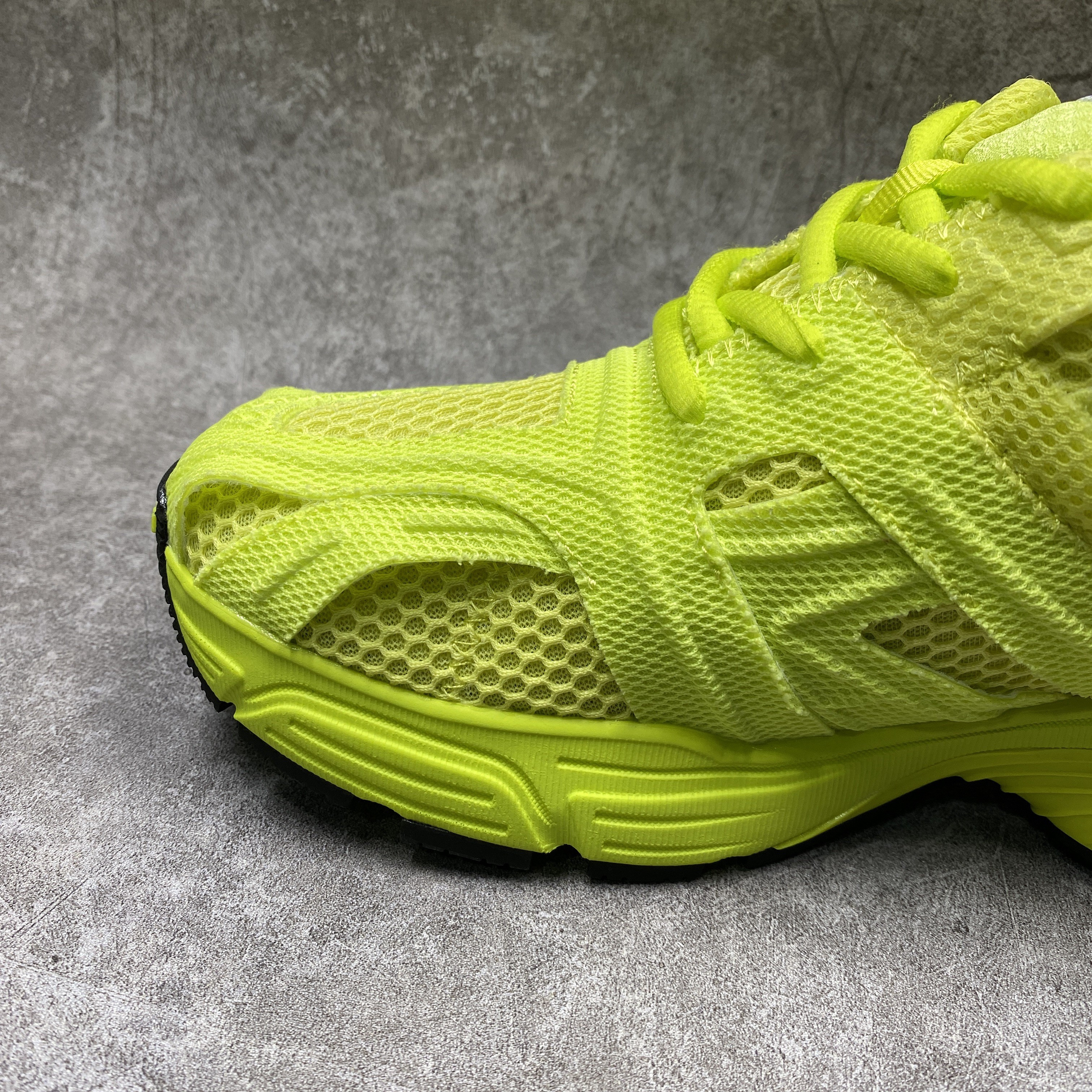 Balenciga Phantom Sneaker Yellow