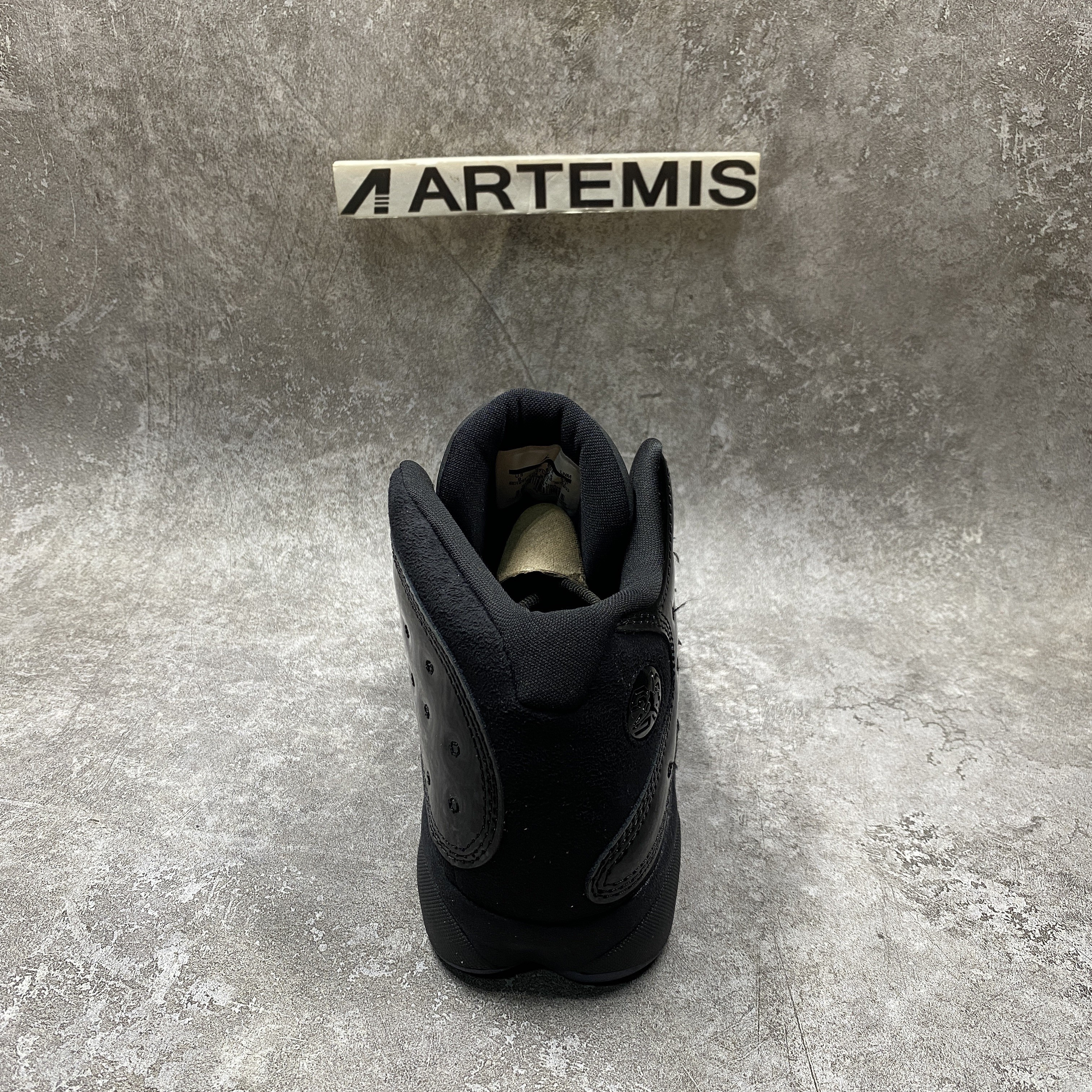 Air Jordan 13 Retro Cap and Gown