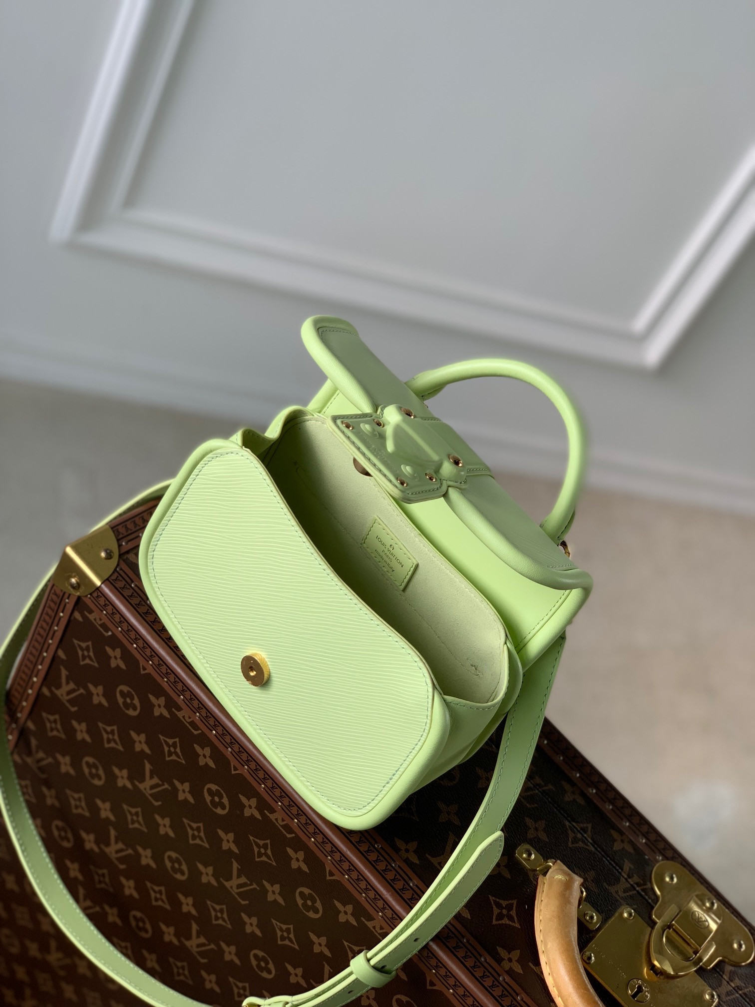 LV Hide and Seek M22725