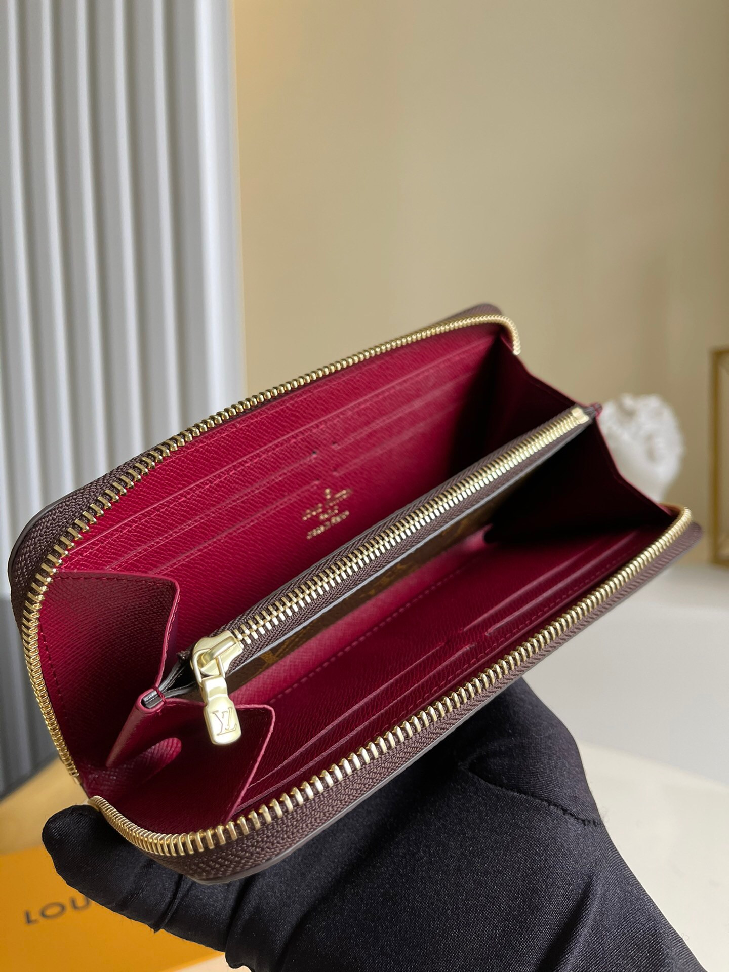 CLÉMENCE WALLET M60742