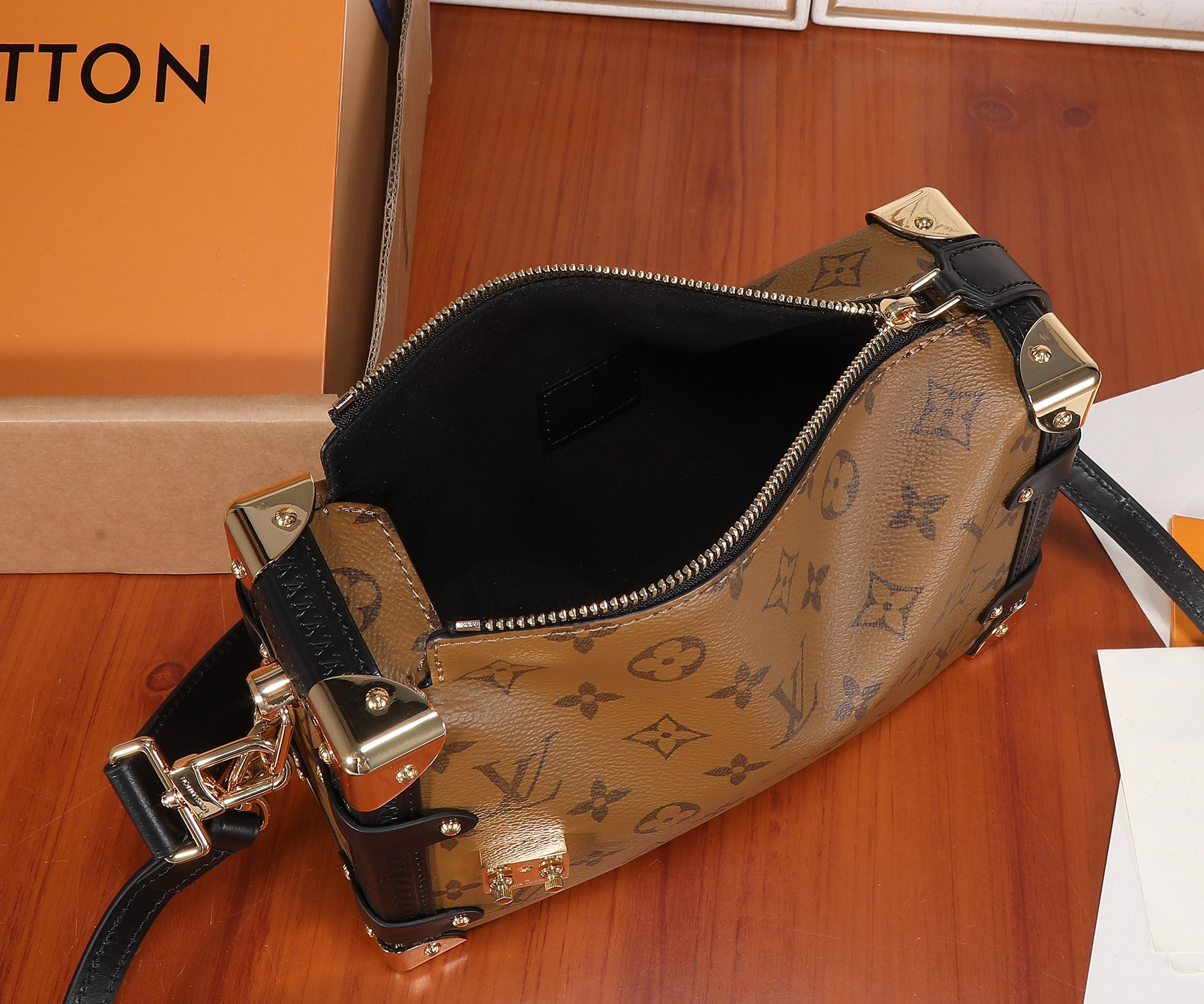 LV Side Trunk MM M46359 8.3 x 5.5 x 2.4 inches