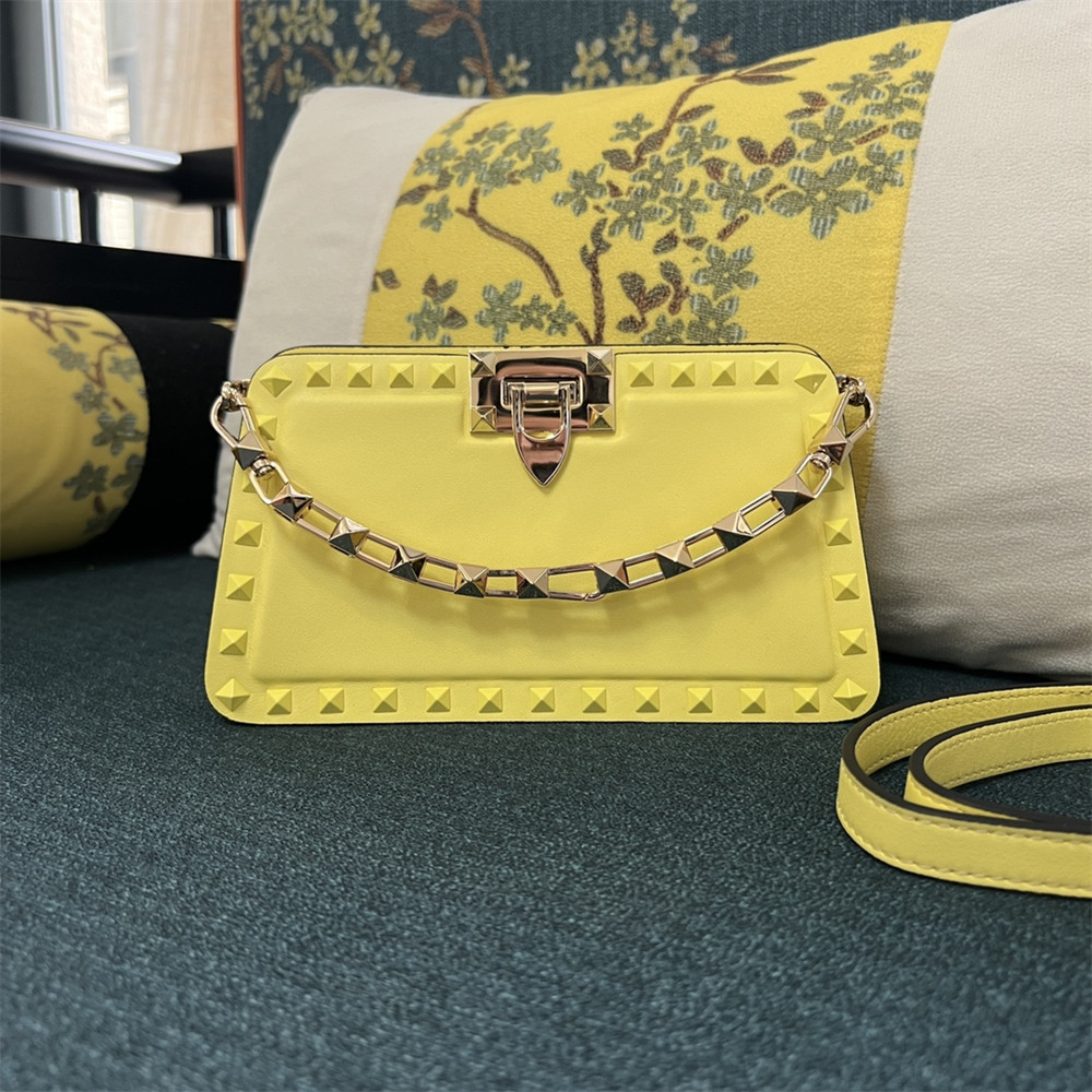 va*t*no GARAVANI ROCKSTUD23 SMALL SMOOTH CALFSKIN SHOULDER BAG YELLOW