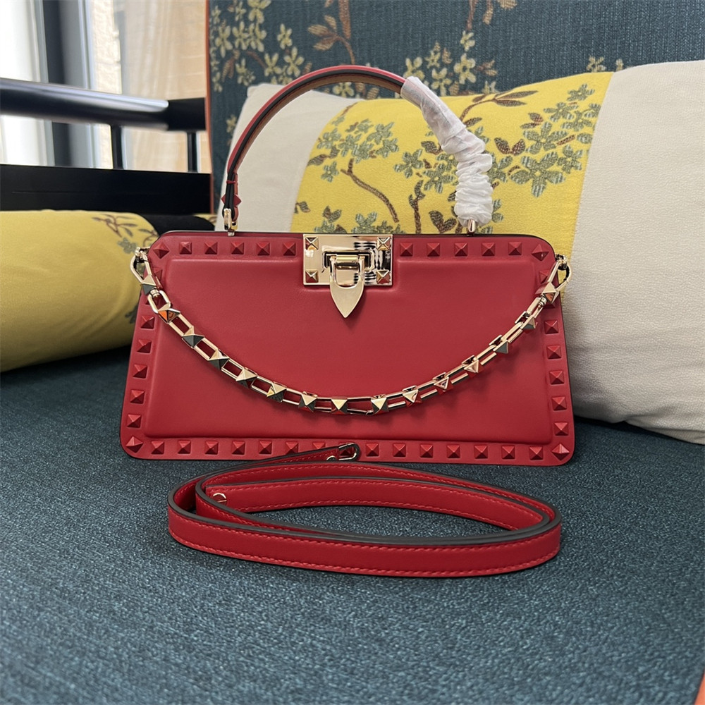 va*t*no GARAVANI ROCKSTUD23 smooth calfskin handbag Red