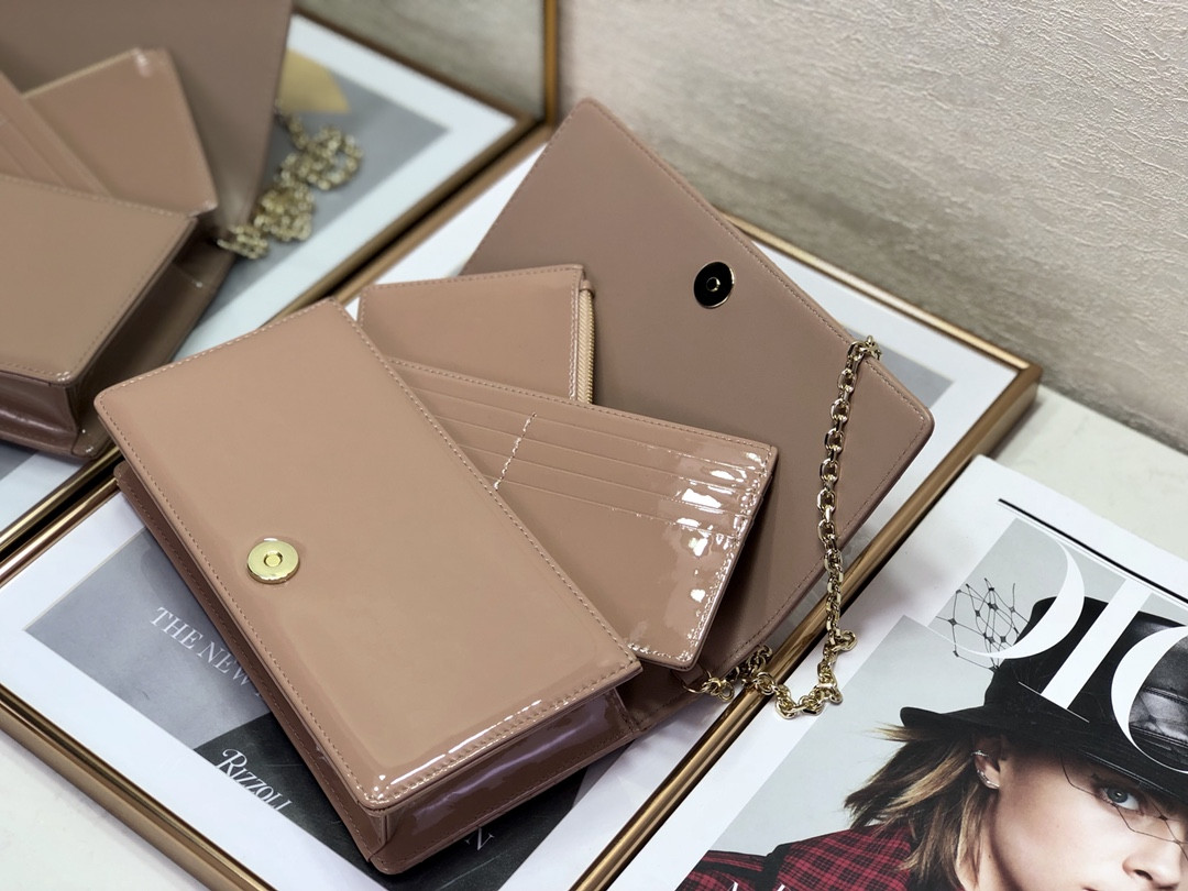 lady D*or pouch rose des vents cannage  8.5 x 4.5 x 1 inches