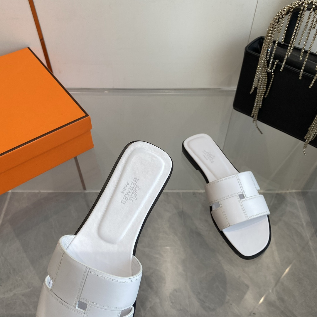 UA Hermès Idioma sandal