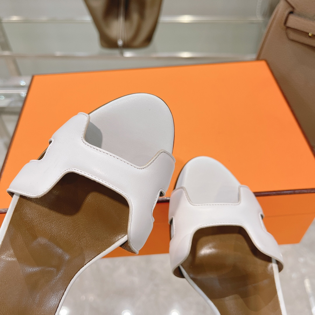UA Hermès Heeled Sandal