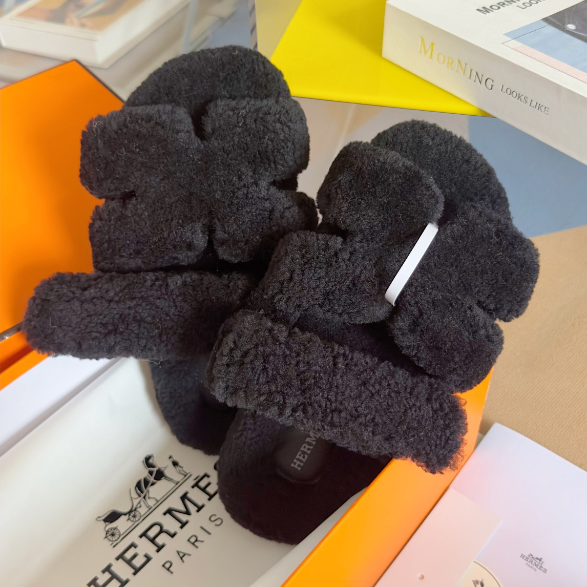 UA Hermès Chypre sandal