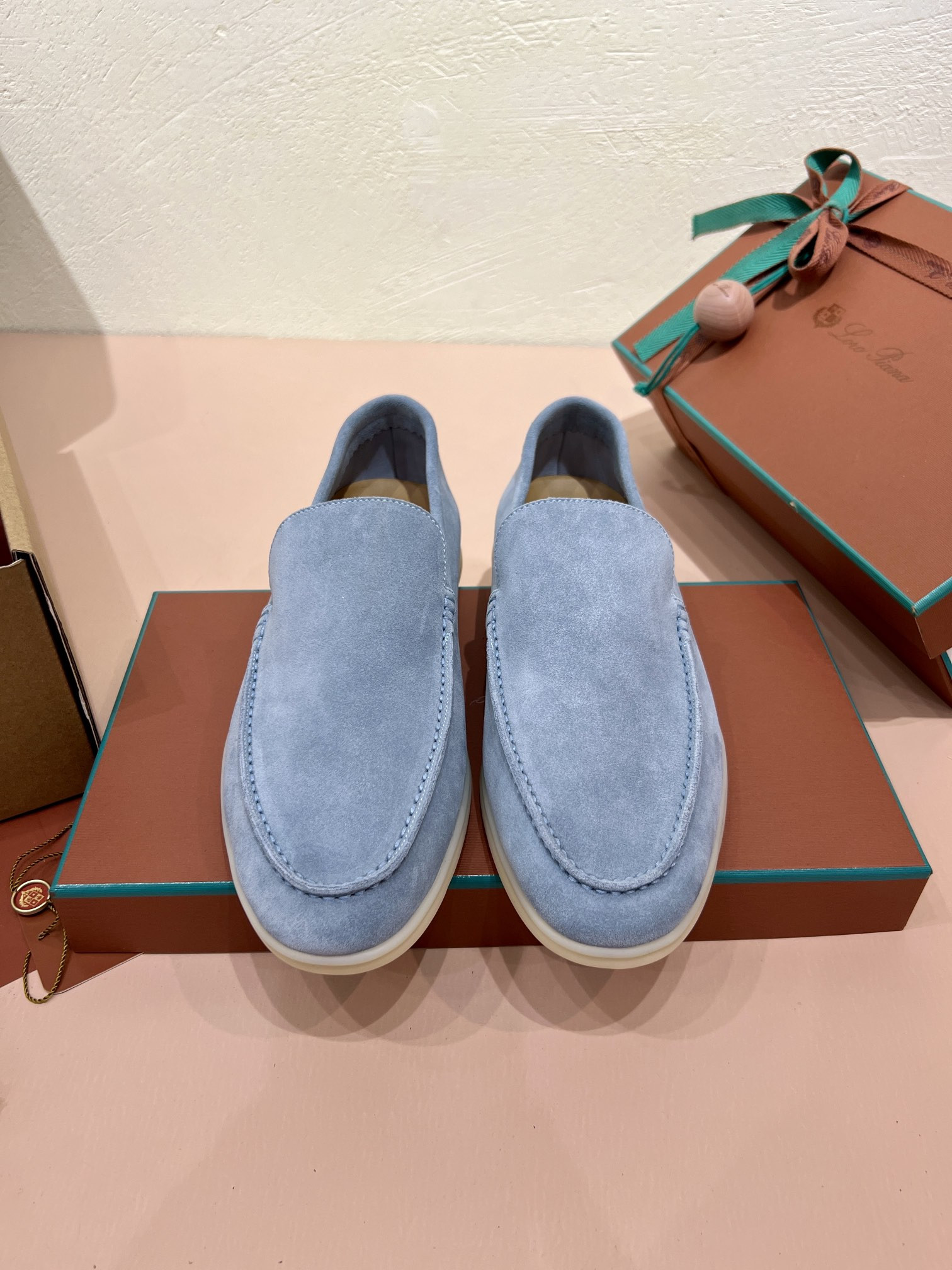 ua L**o p*ana summer walk loafers