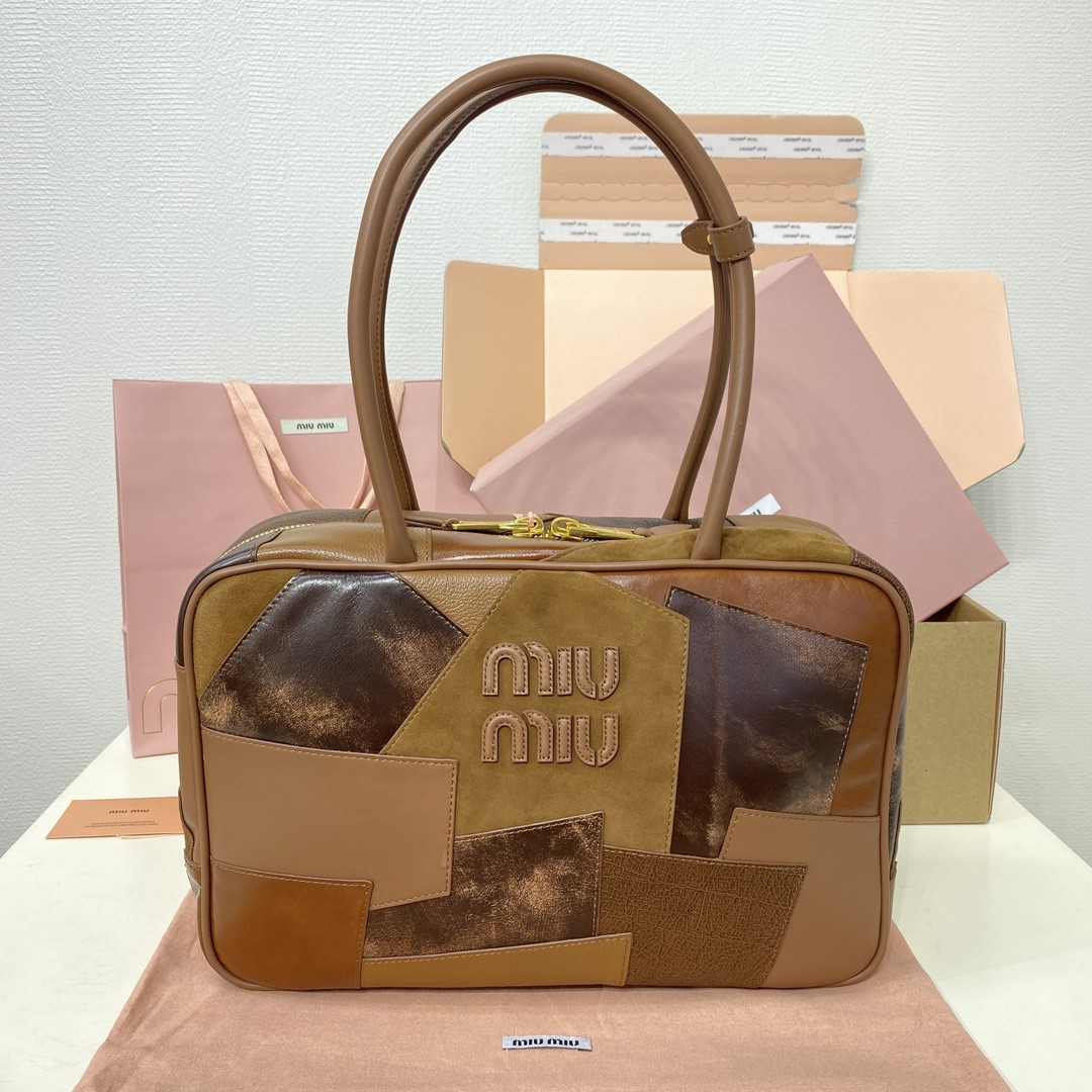 Miu Miu Leather patchwork Beau bag 23x34x10cm