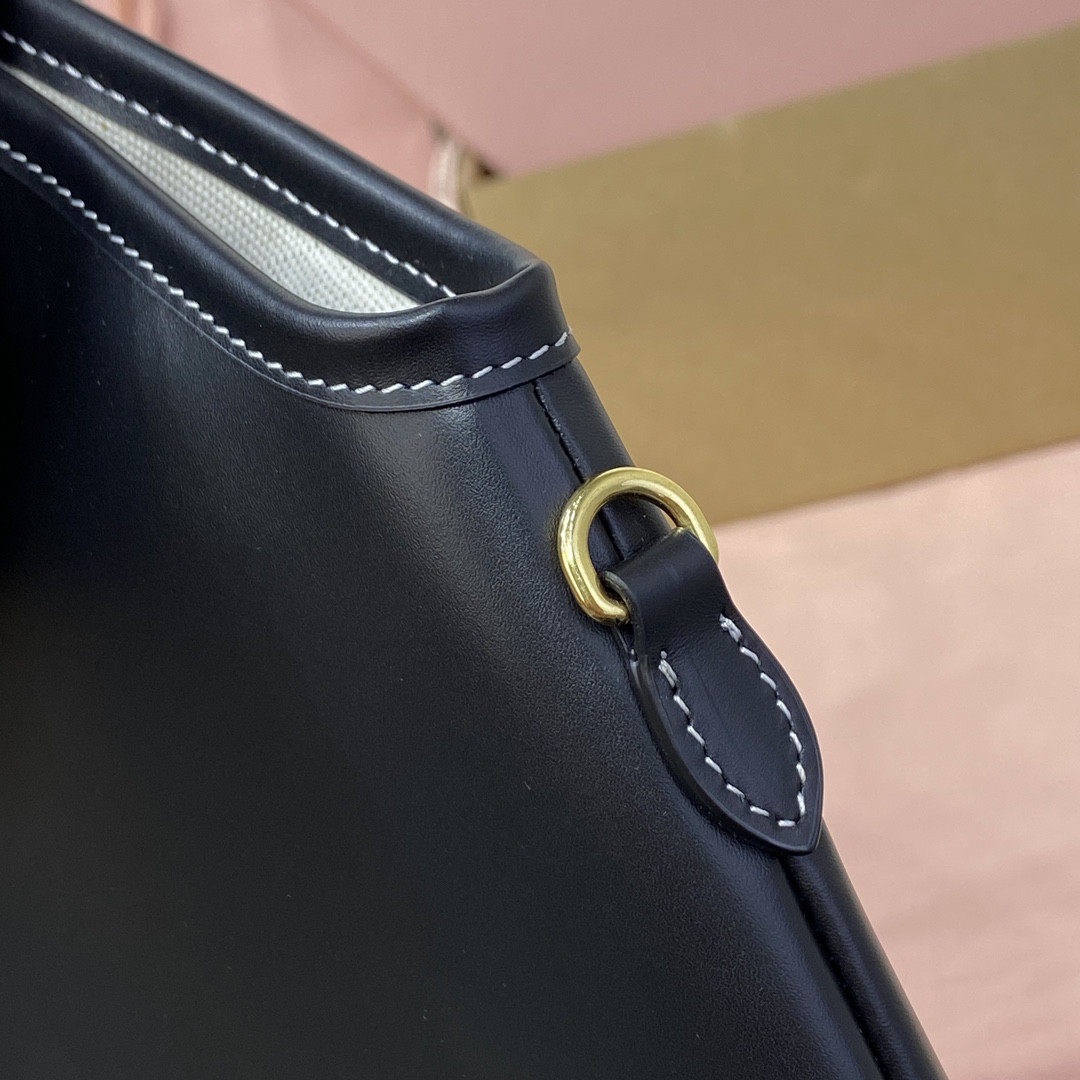 Miu Miu IVY leather bag 40x35cm