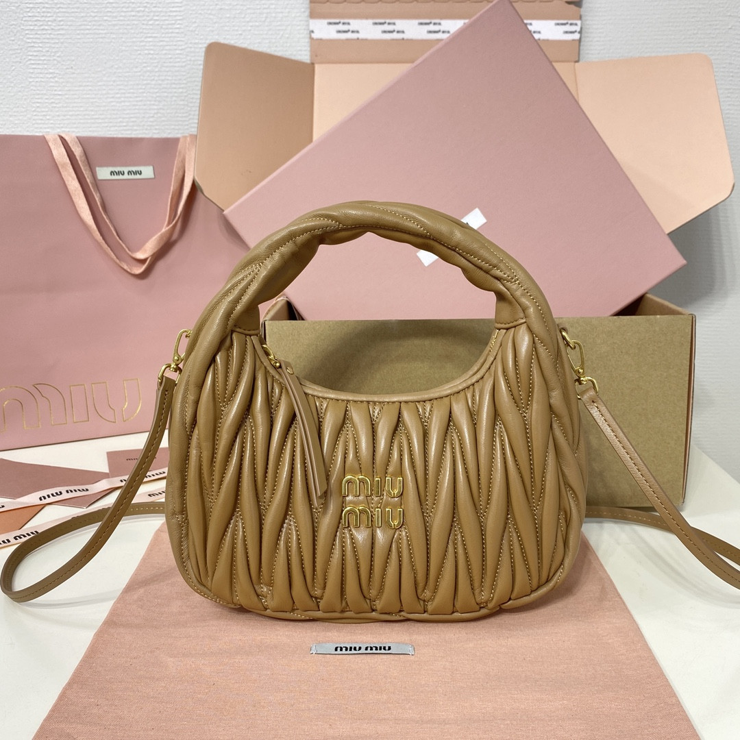 Miu Miu Wander matelassé nappa leather hobo bag 17x20x6cm