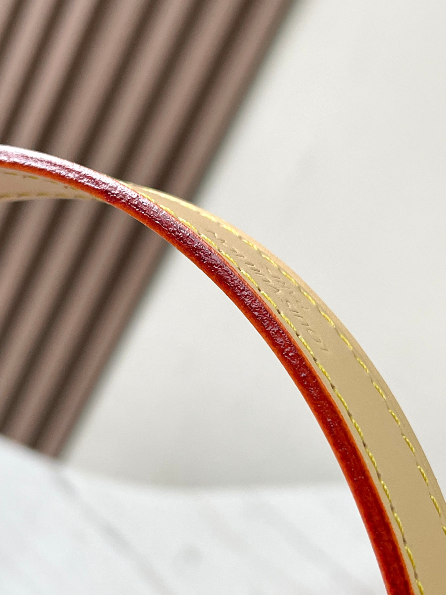 LV Slouchy PM M11952 22x9x33cm