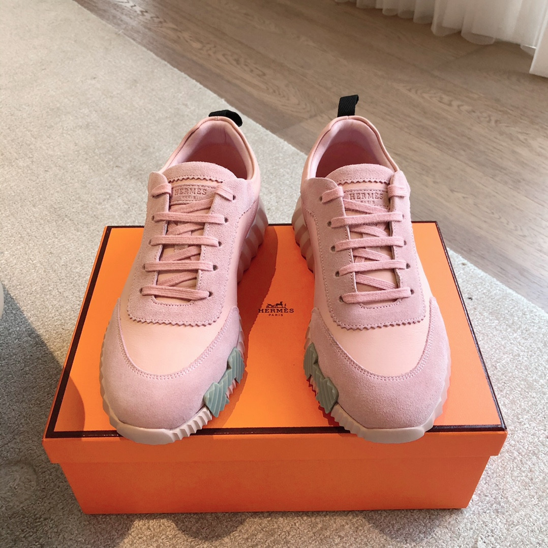 UA Hermès Bouncing Sneaker