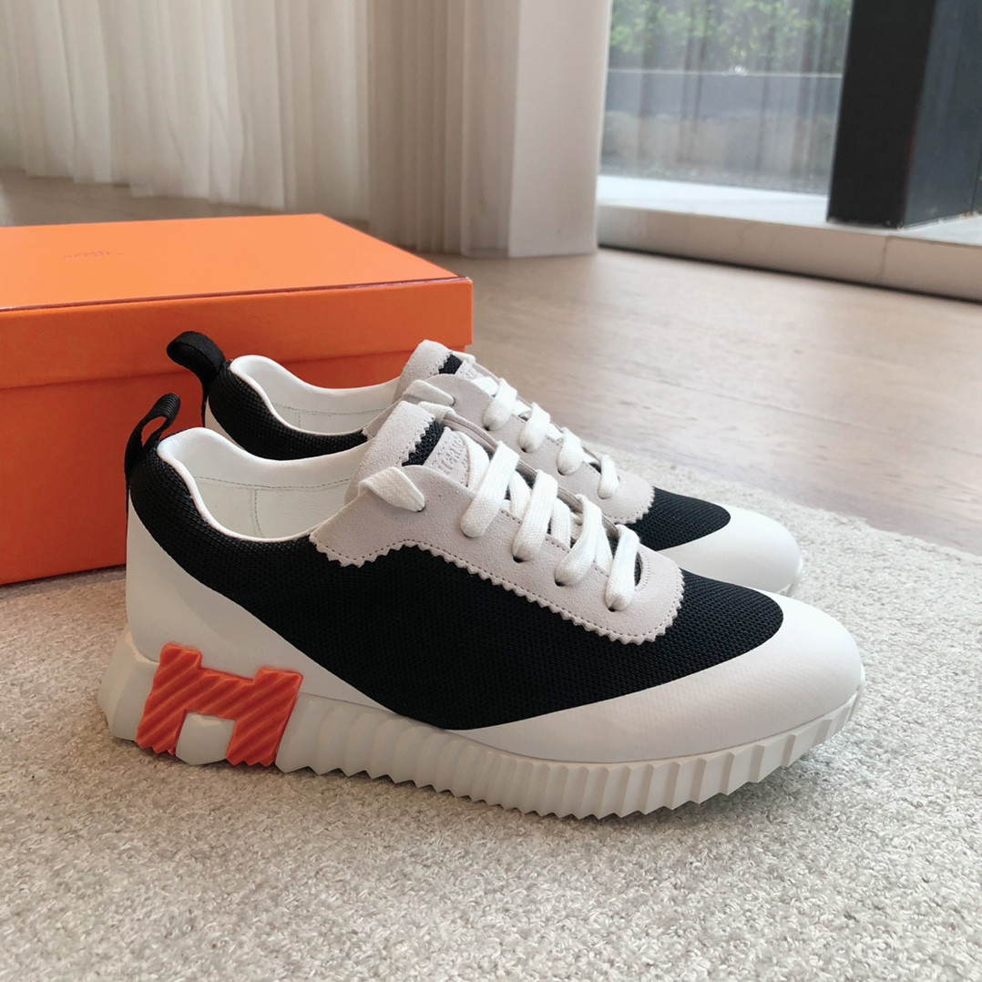 UA Hermès Bouncing Sneaker
