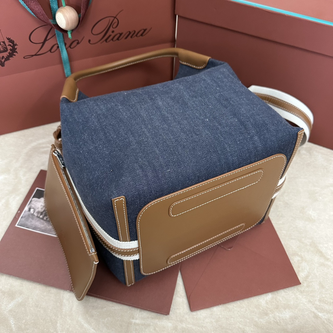 L**o p*ana large bale cotton bag 24x20x27cm