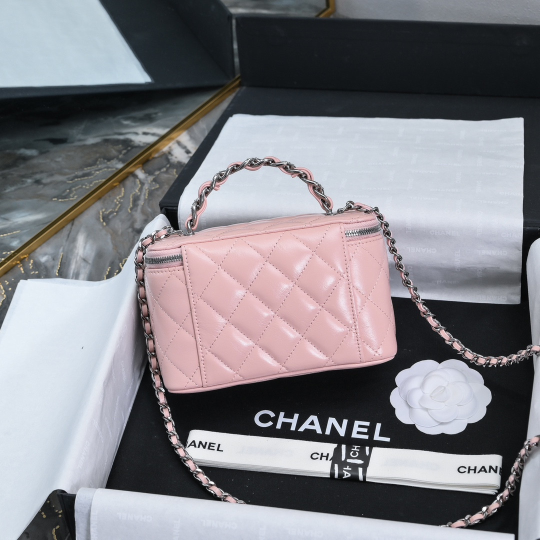 Ch*el clutch with chain 17x10x8cm