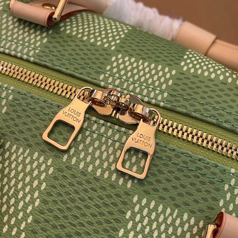 LV Keepall Bandoulière 50