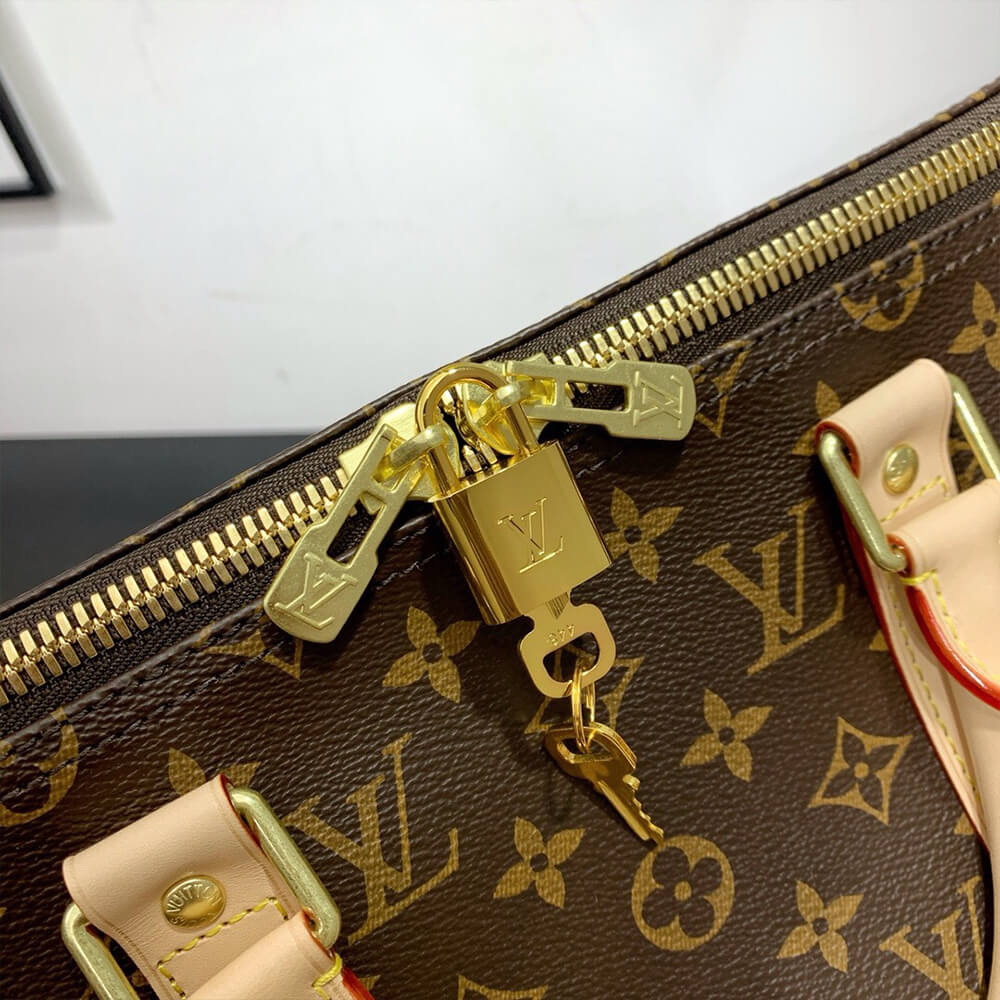 LV Keepall Bandoulière 50