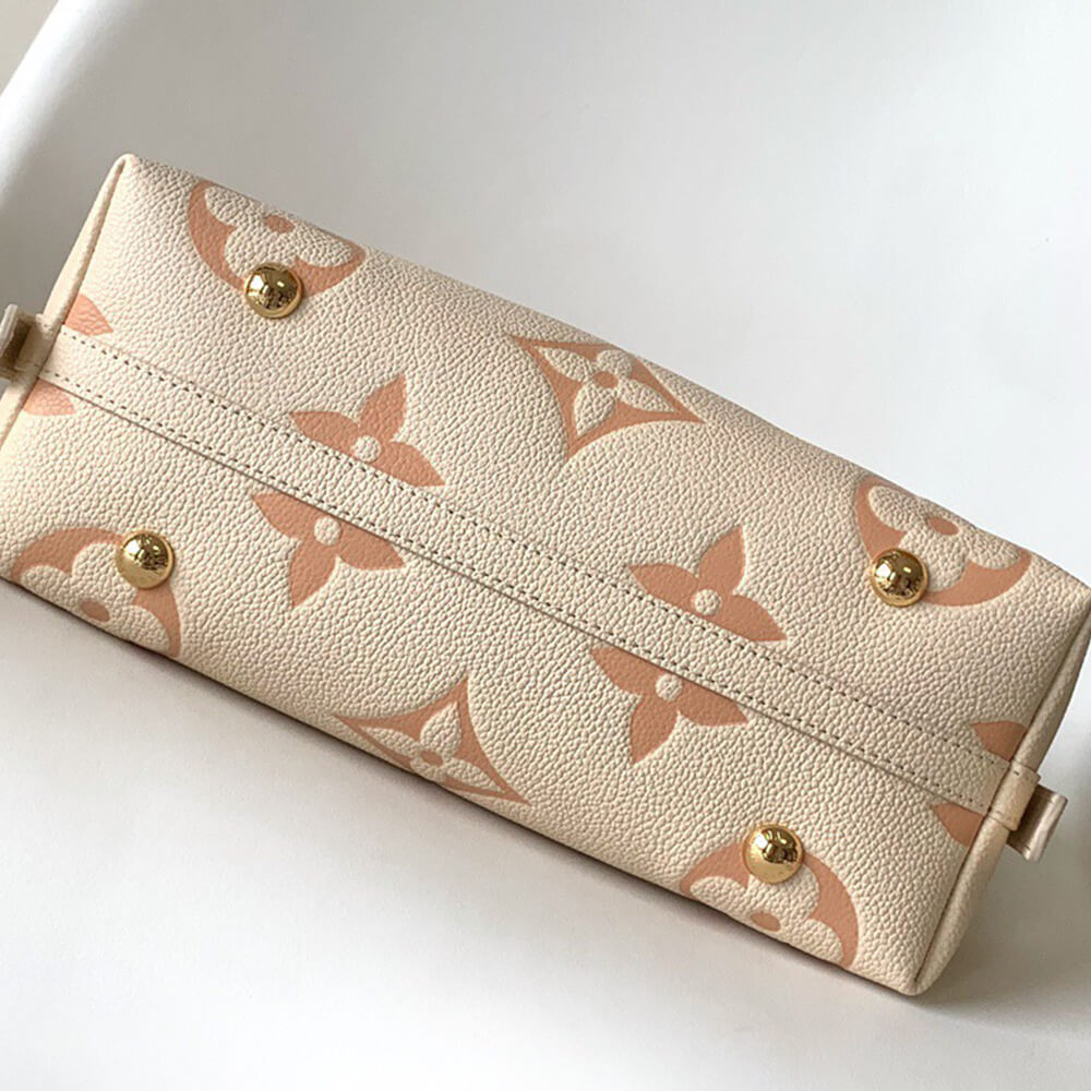 LV  CarryAll PM
