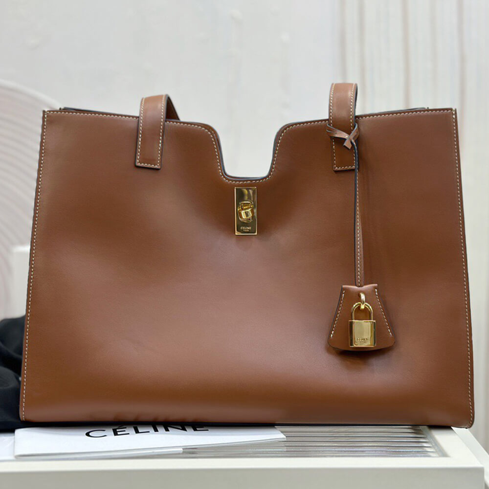 ce**e cabas 16 in S*pple smooth calfskin