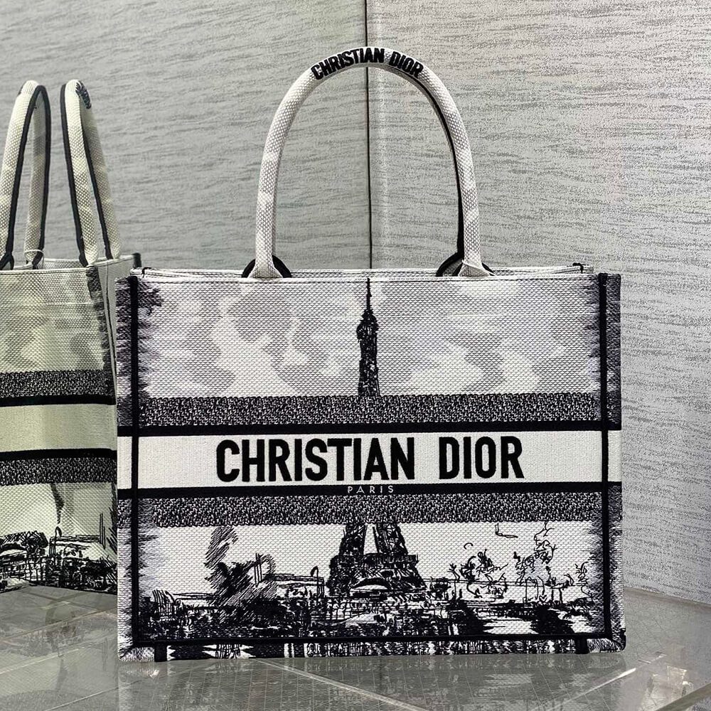 medium D*or book tote