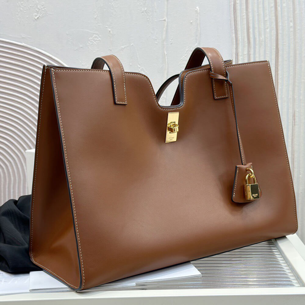 ce**e cabas 16 in S*pple smooth calfskin