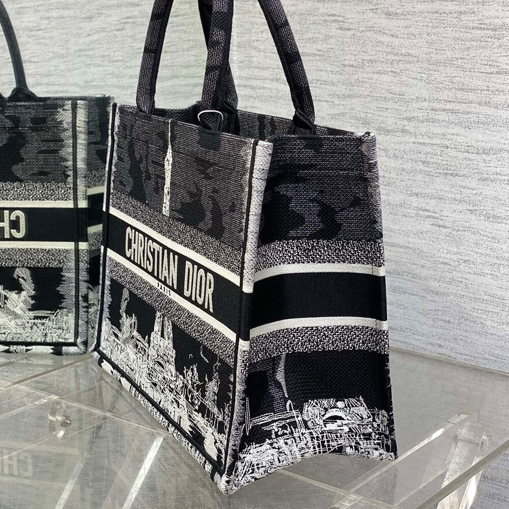 medium D*or book tote