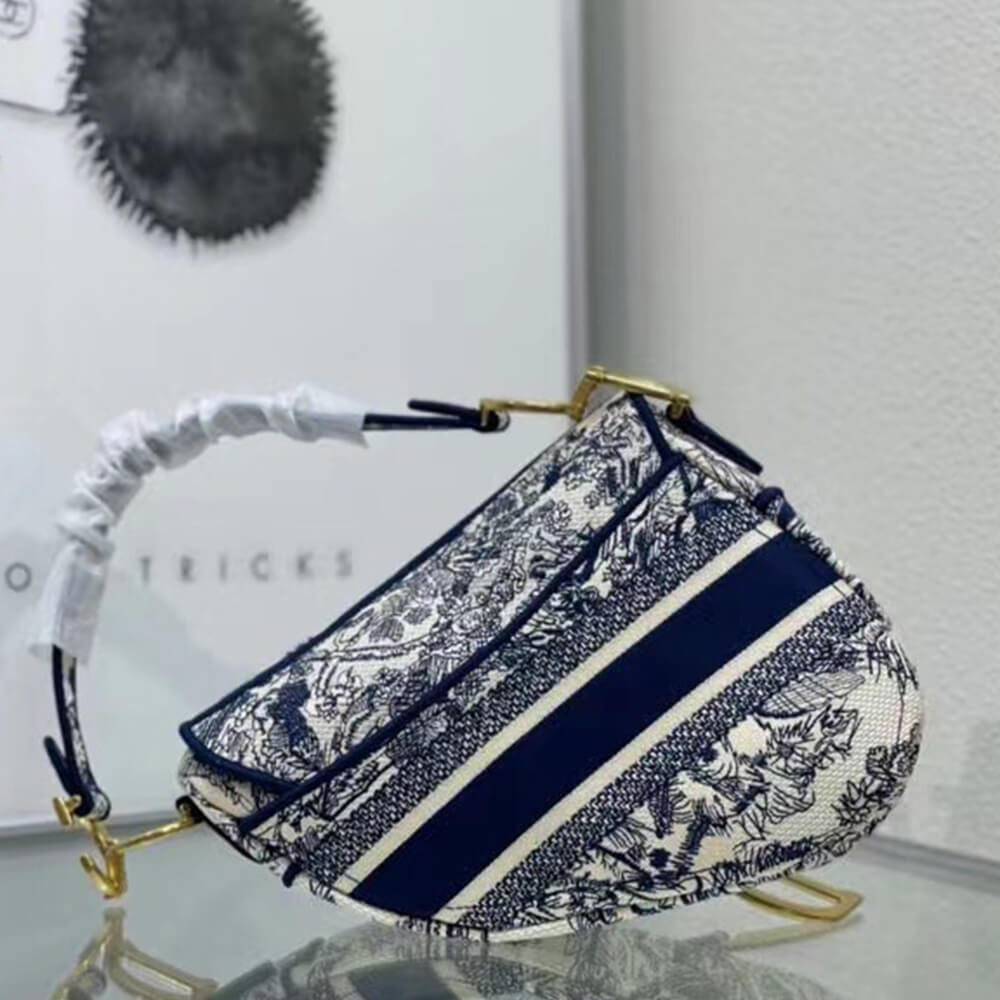 D*or saddle bag