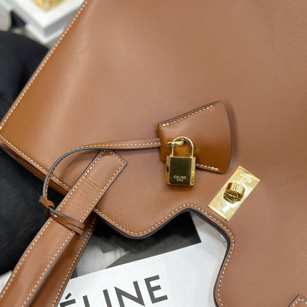 ce**e cabas 16 in S*pple smooth calfskin