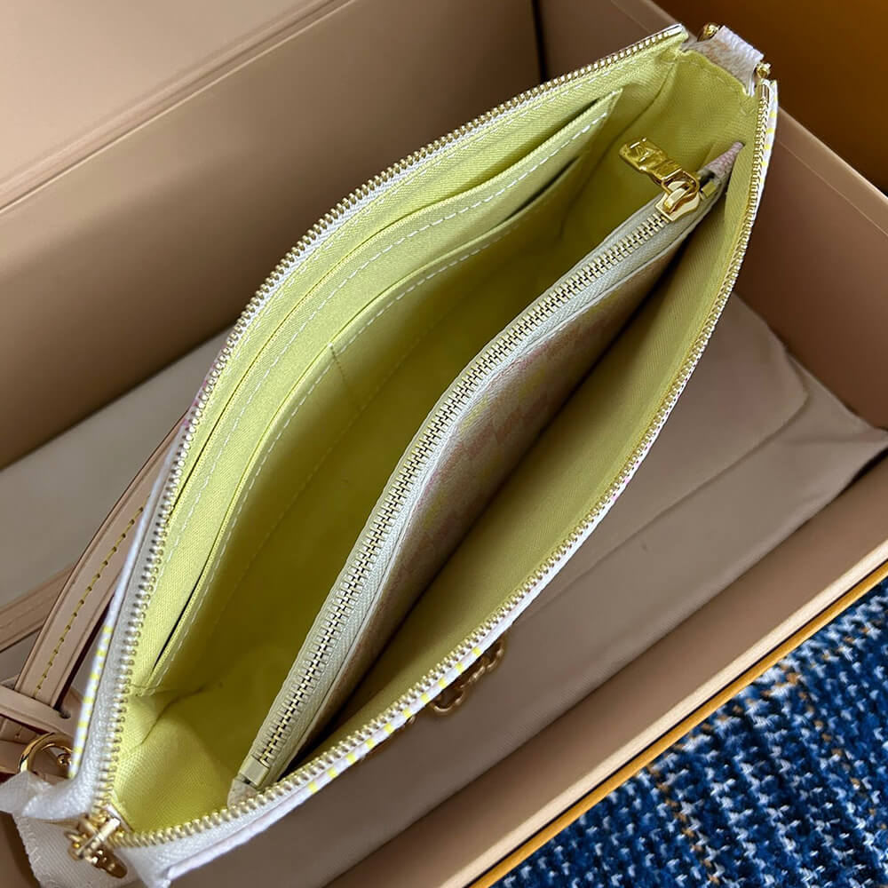 LV Pochette Accessoires