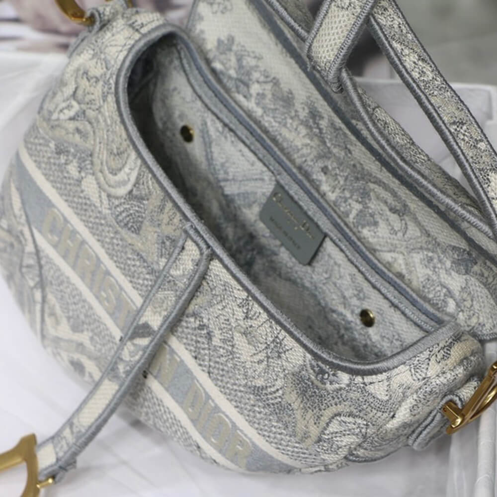 D*or saddle bag