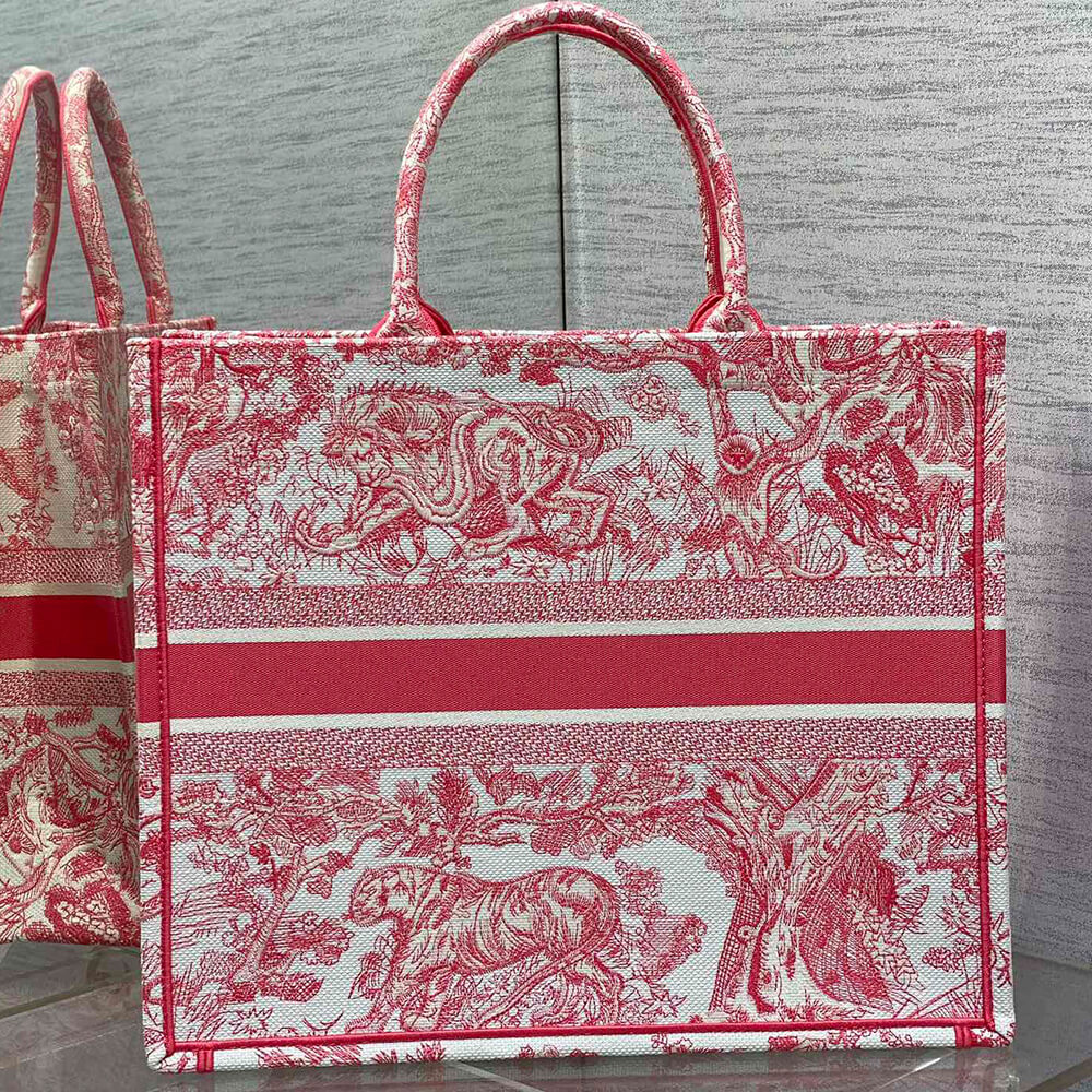 large D*oriviera D*or book tote